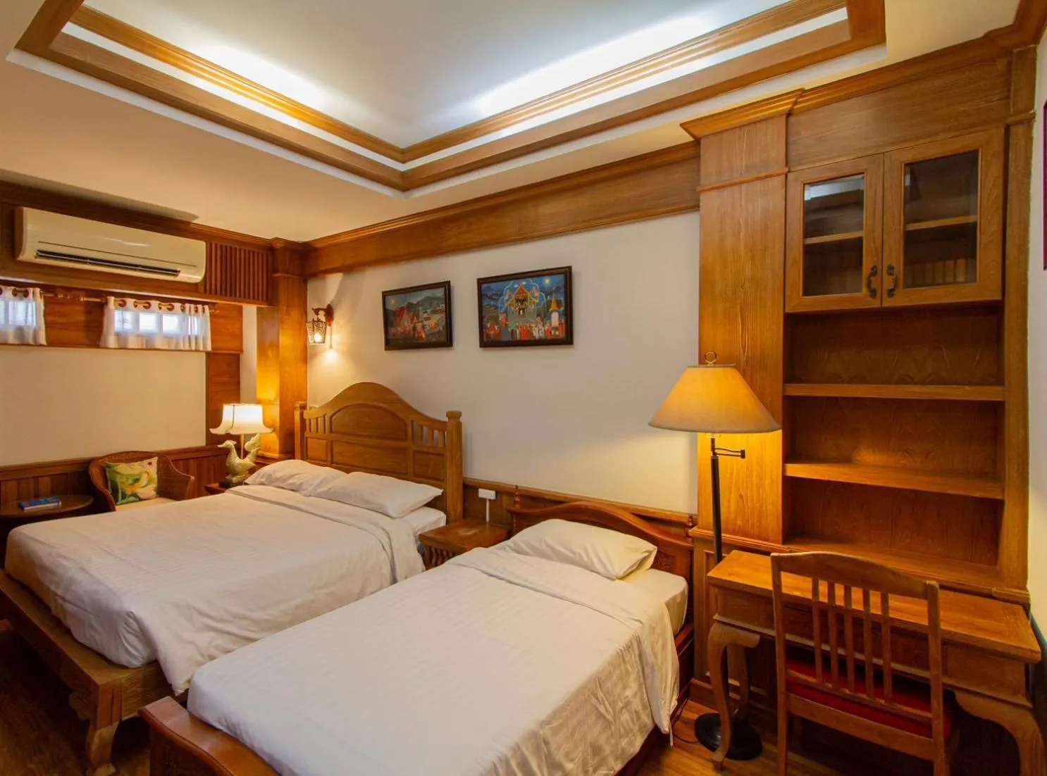 Bed in Rich Lanna House