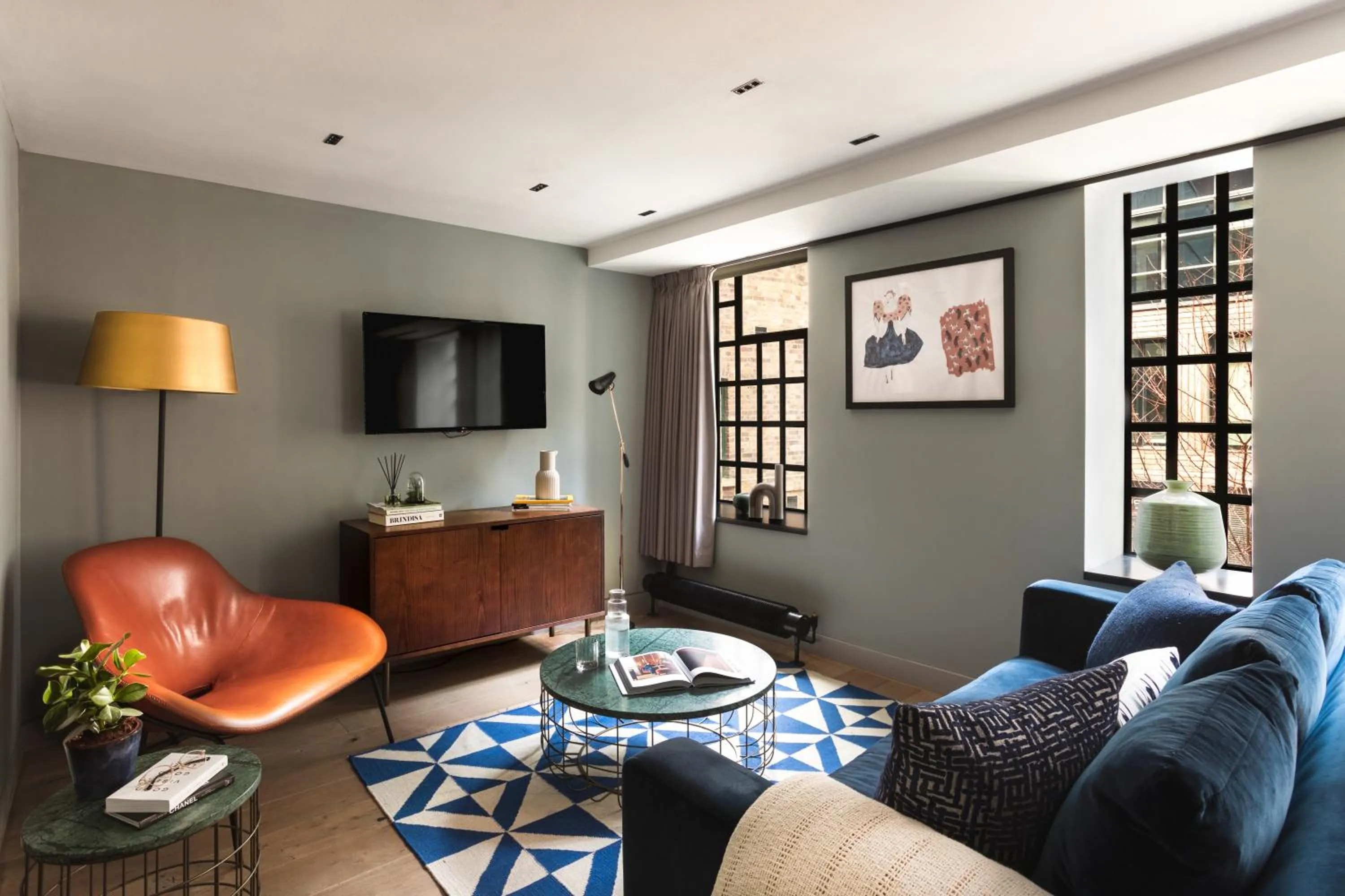 TV and multimedia in Native Bankside