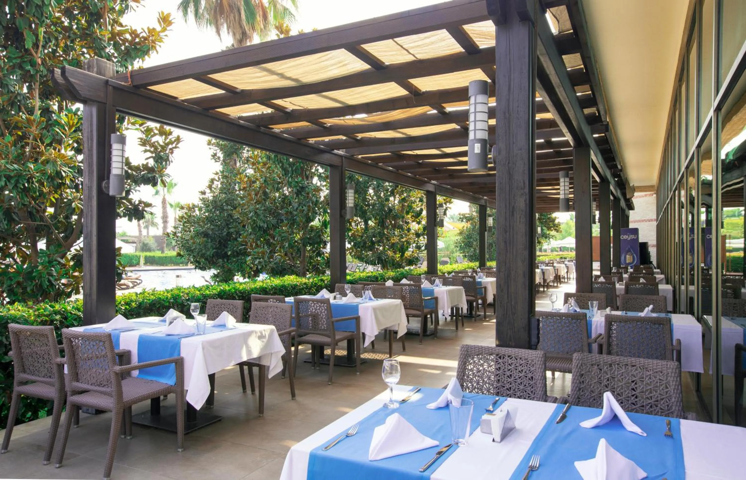 Restaurant/places to eat in Sherwood Dreams Resort