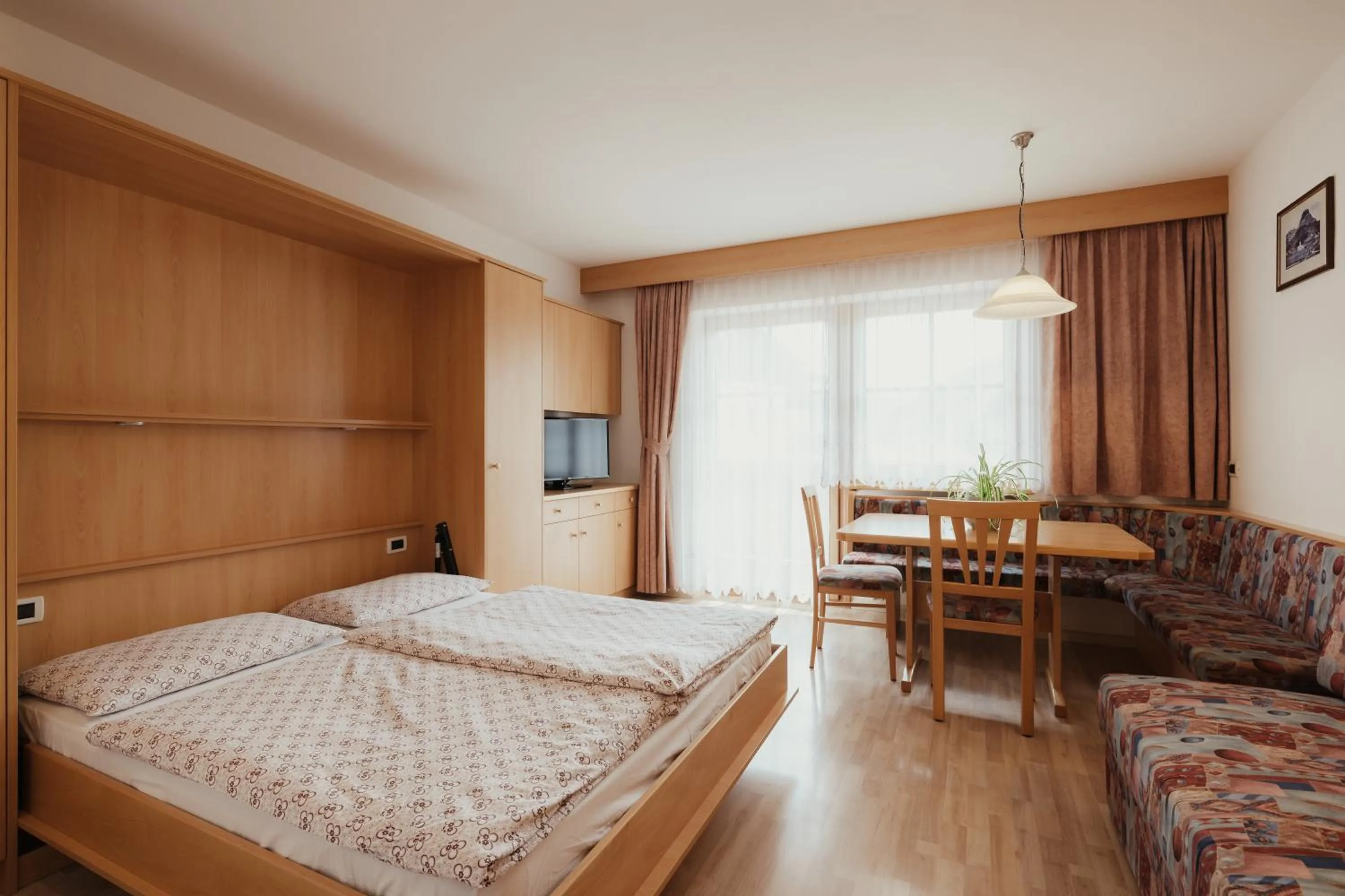 Bed in Residence Costa Burjada