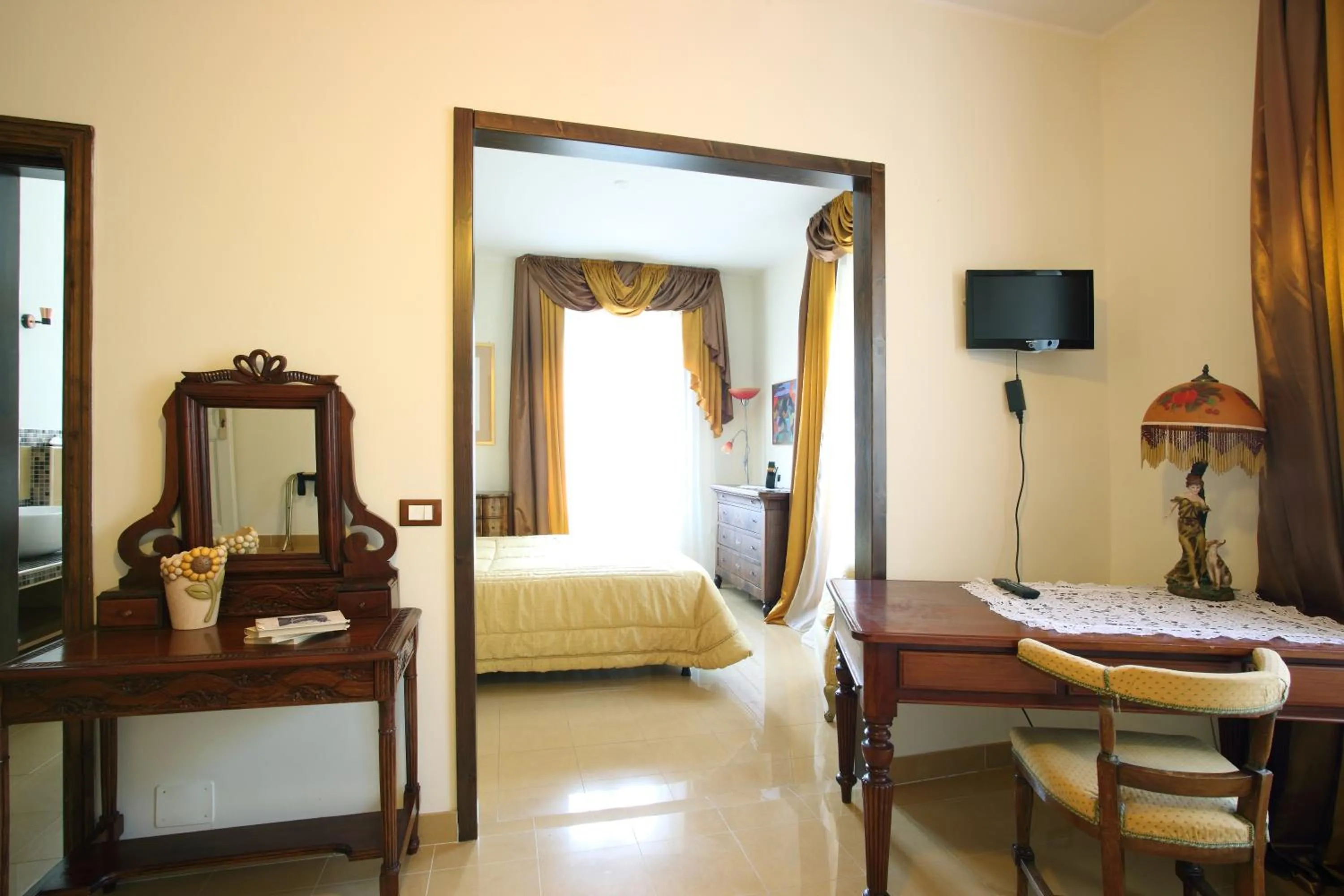 Photo of the whole room, Bed in Hotel Roma