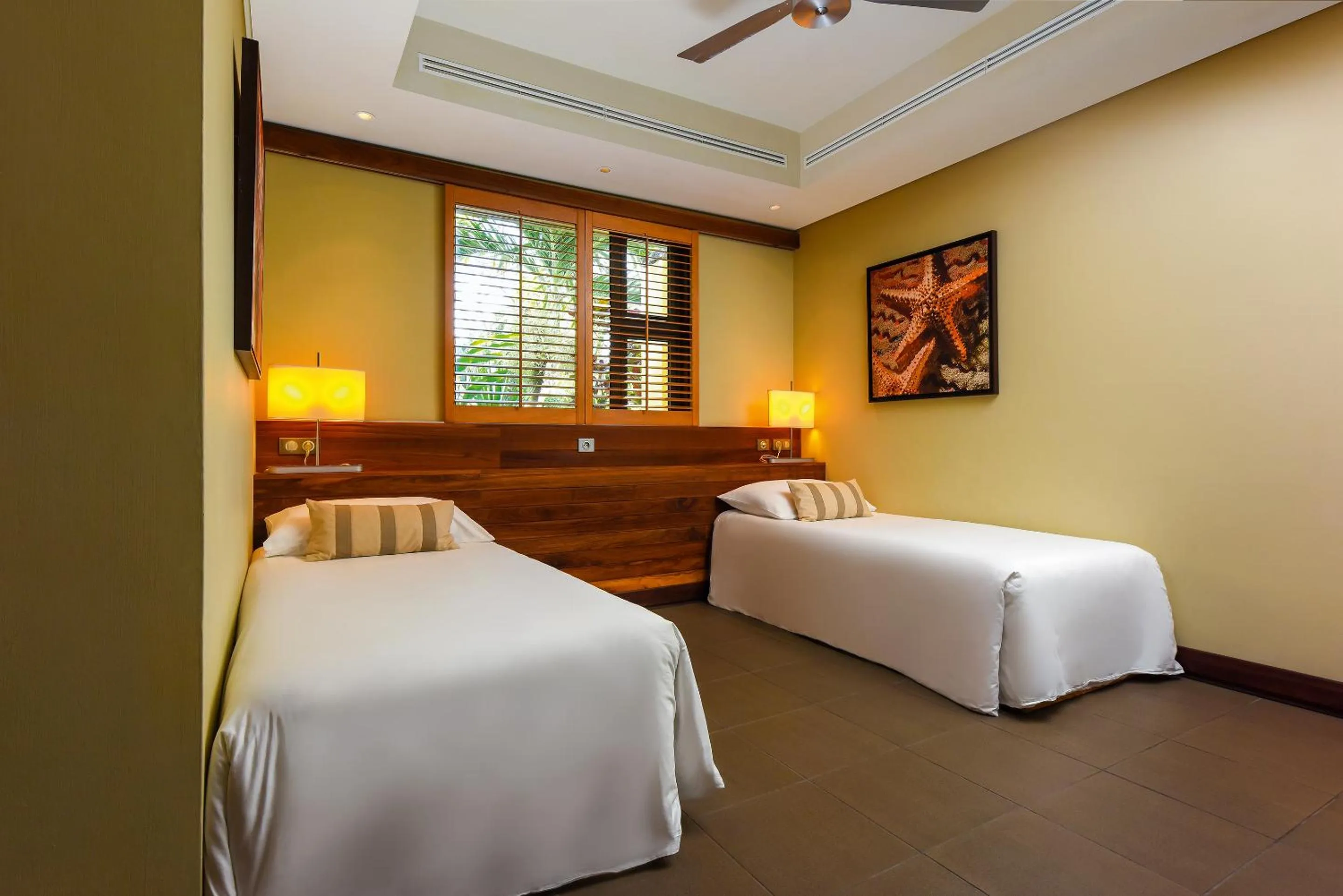 Bed in Trou aux Biches Beachcomber Golf Resort & Spa