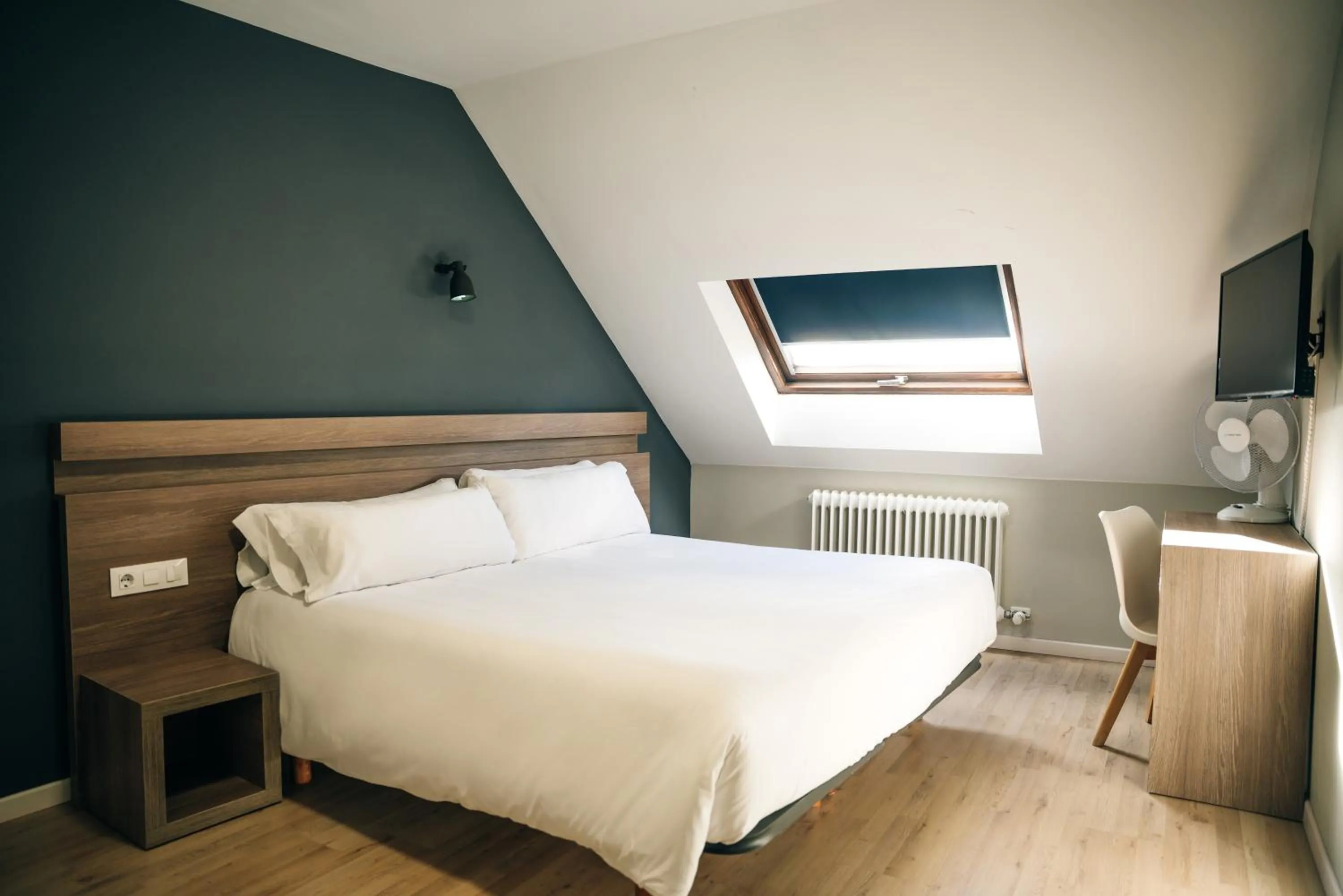 Bed in Hotel Alda Estación Pontevedra