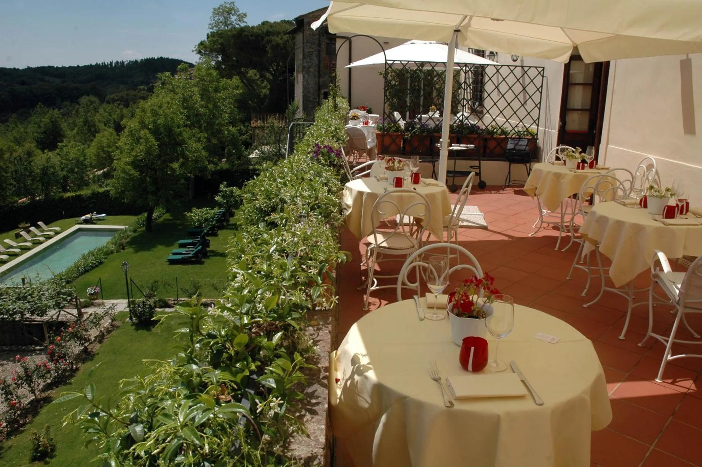 Garden view in Hotel Palazzo Squarcialupi