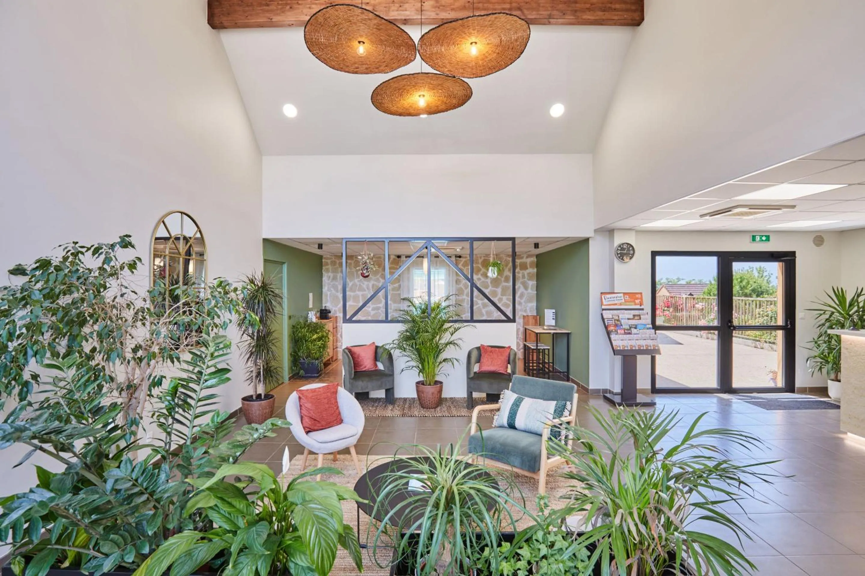 Lobby or reception in Résidence Odalys - Les Coteaux de Sarlat