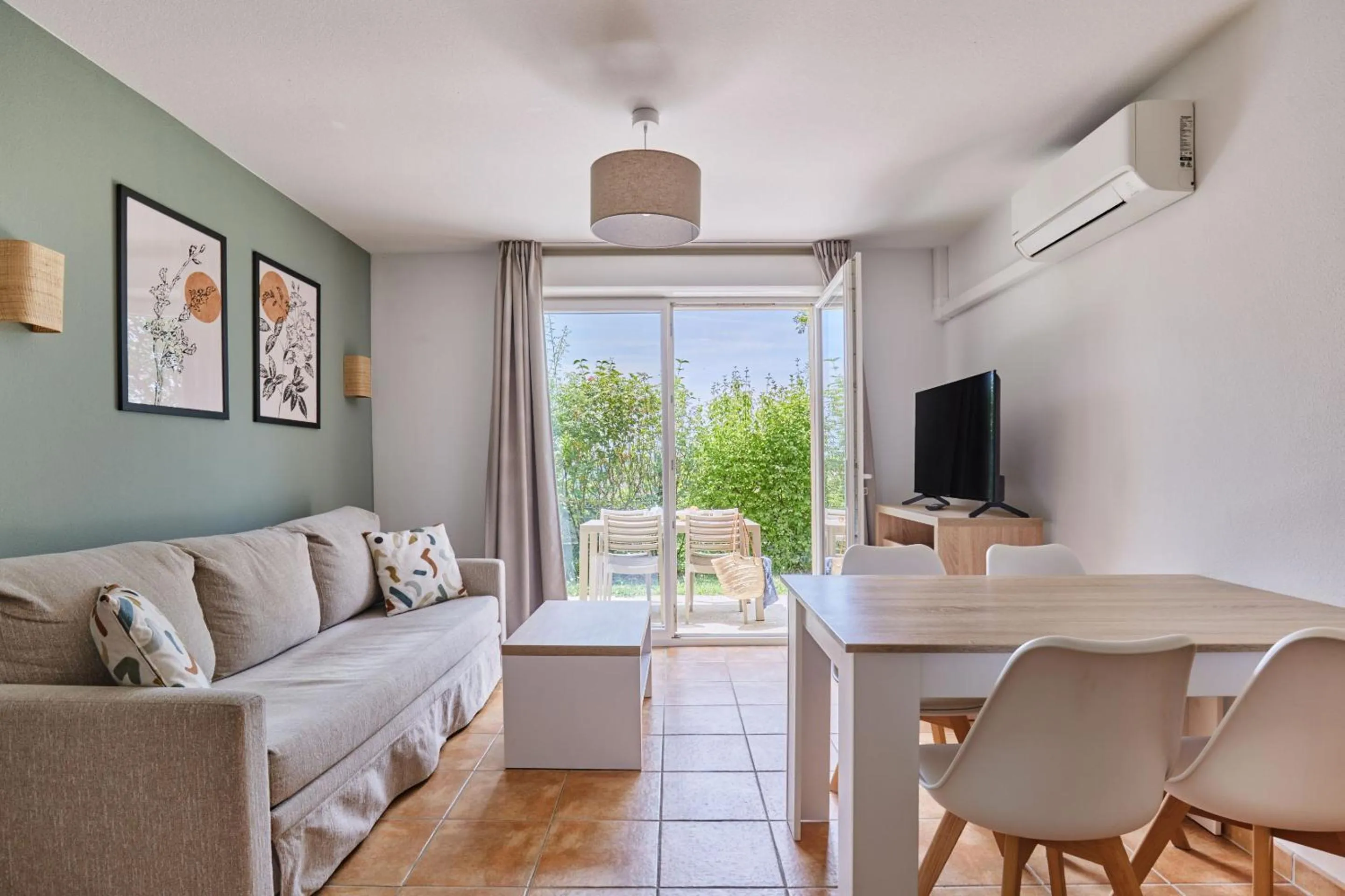 Dining area in Résidence Odalys - Les Coteaux de Sarlat