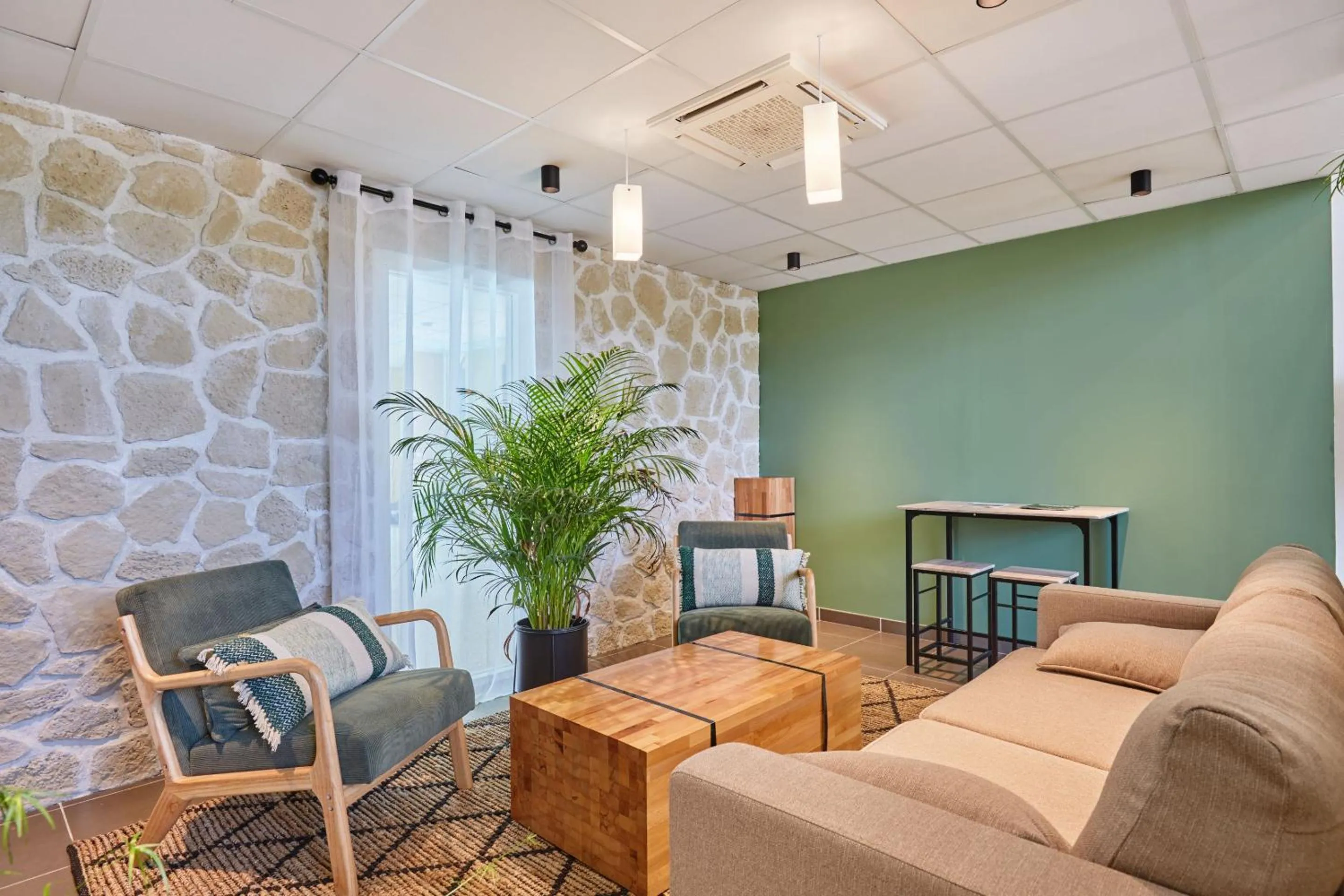 Lobby or reception in Résidence Odalys - Les Coteaux de Sarlat