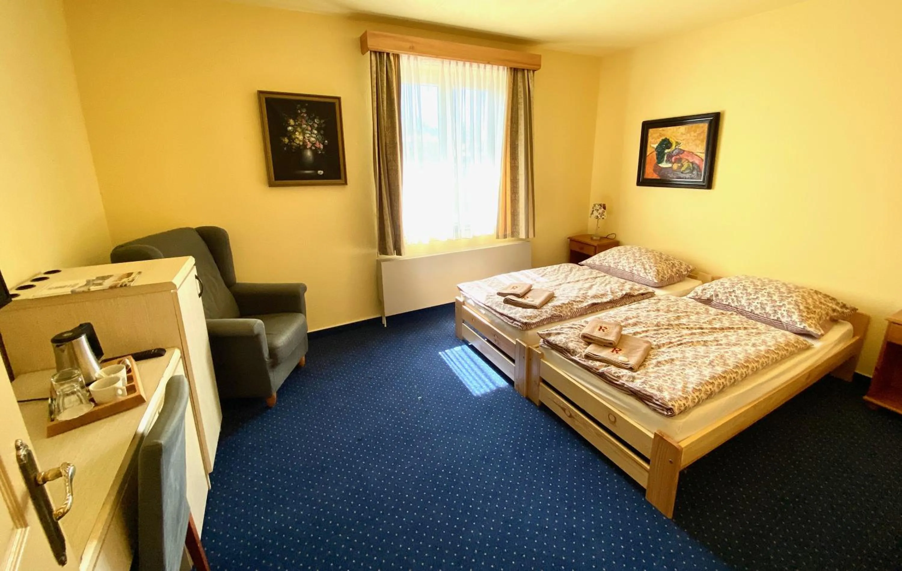 Photo of the whole room, Bed in Hotel Rustikal