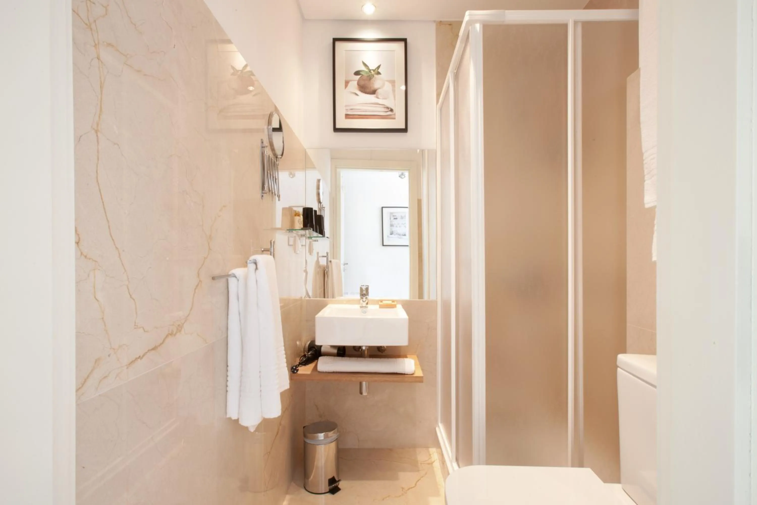 Bathroom in PortoSense Ribeira