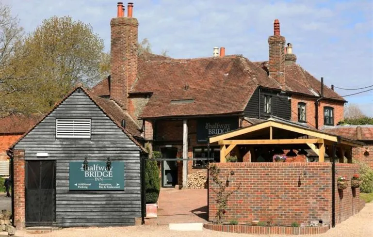 Property building in Halfway Bridge