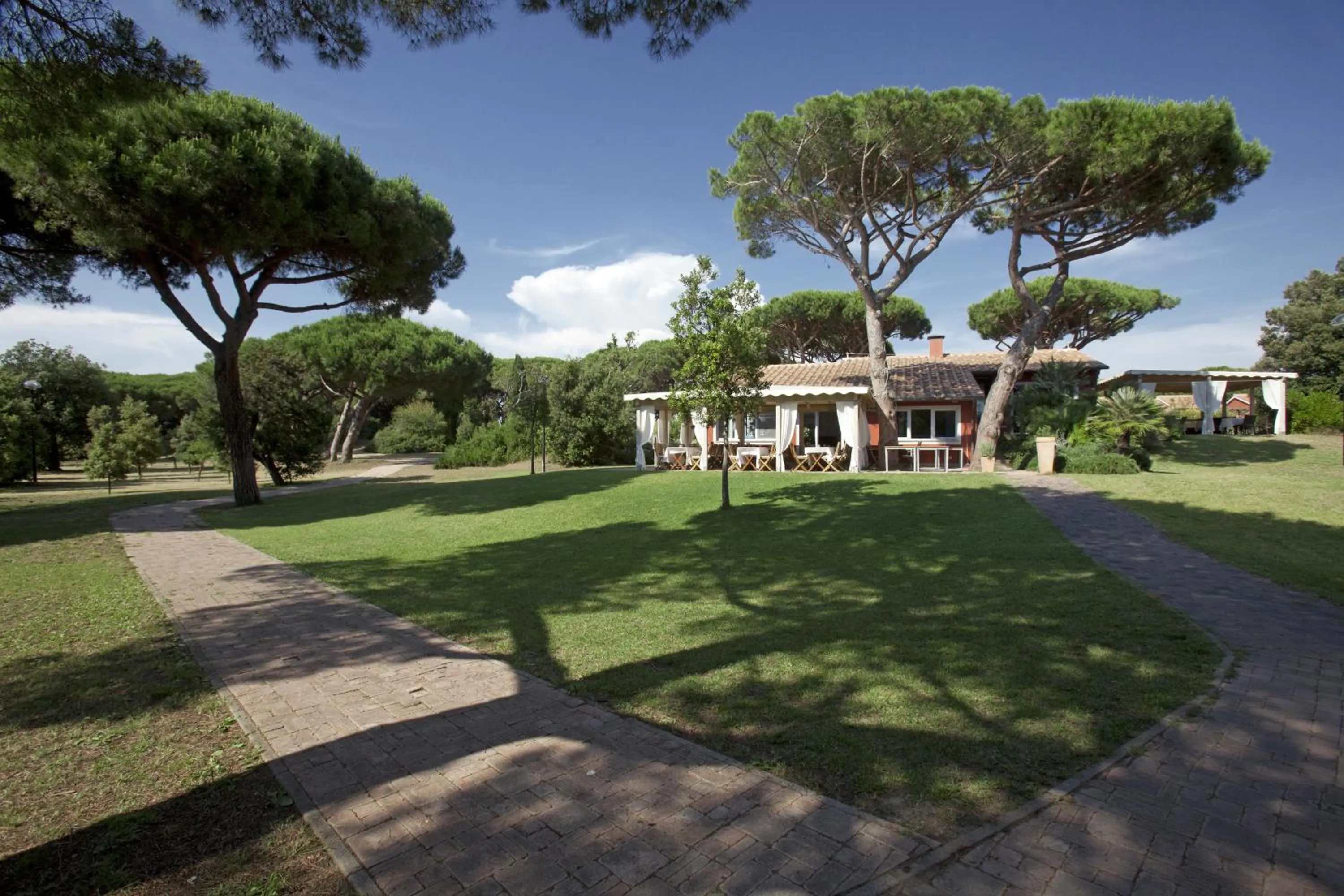 Facade/entrance in Residence Pineta