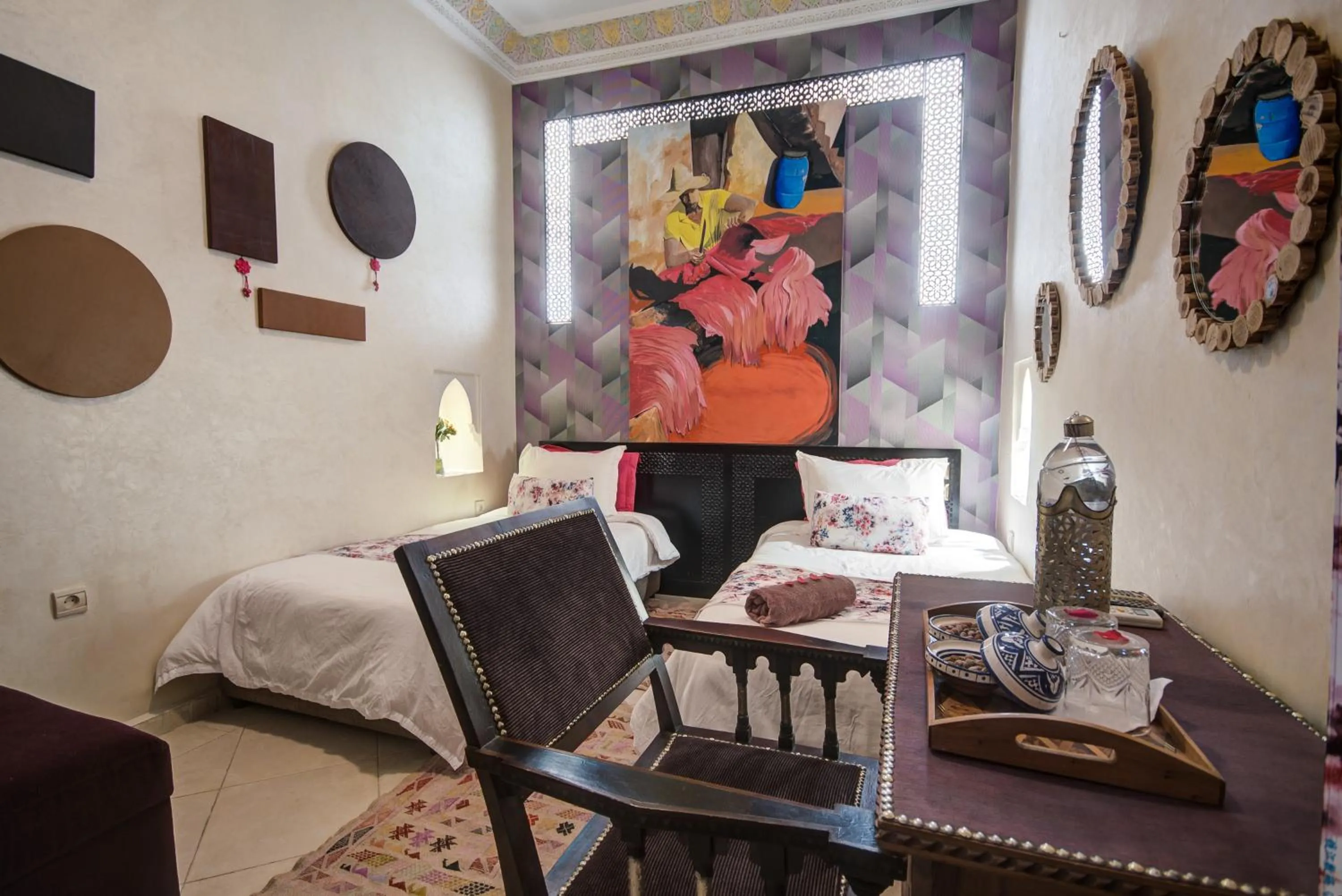 Seating area, Bed in Riad Les Oliviers & Spa