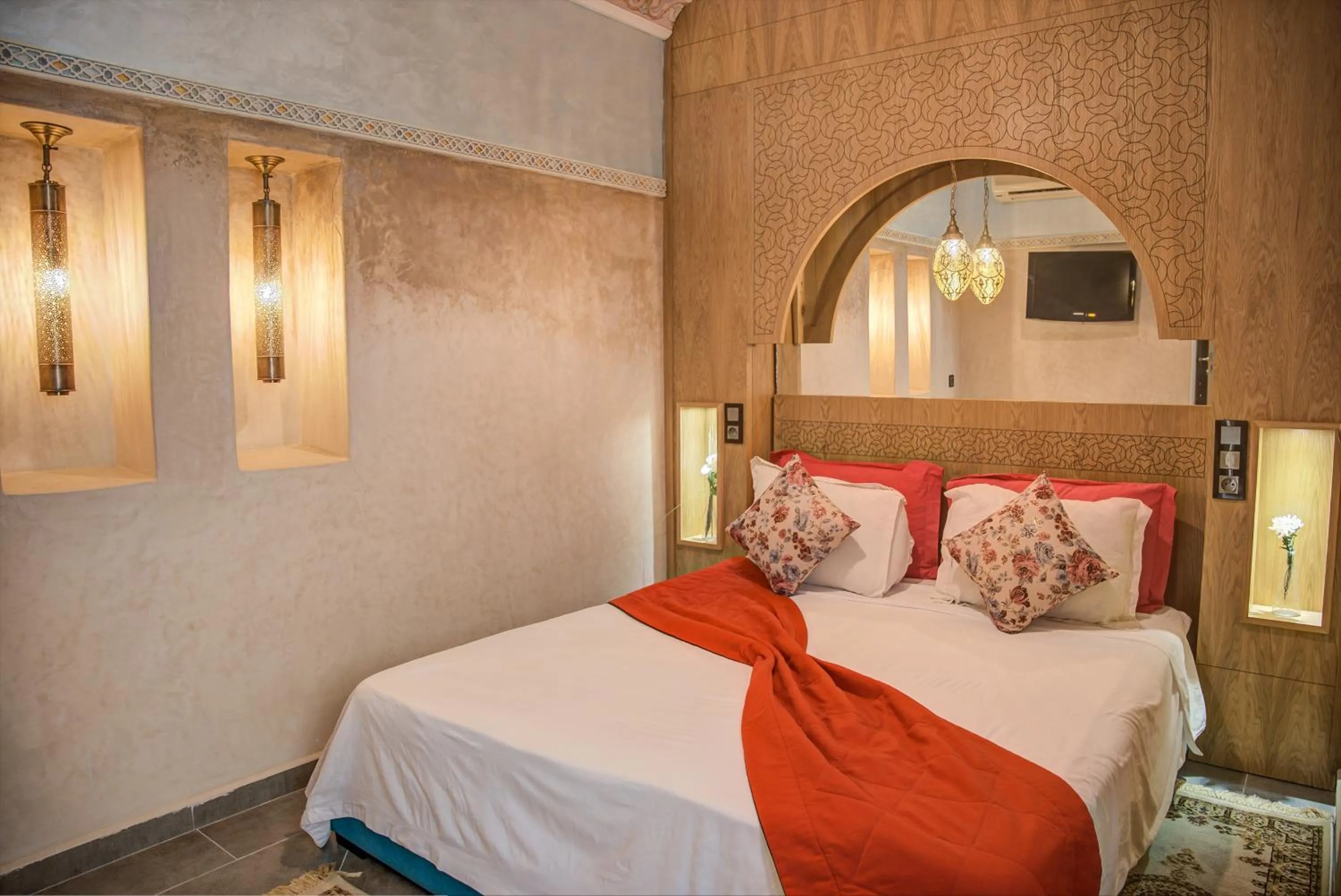 Bed in Riad Les Oliviers & Spa