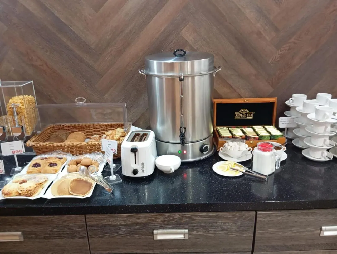 Restaurant/places to eat in Chagala Hotel Uralsk