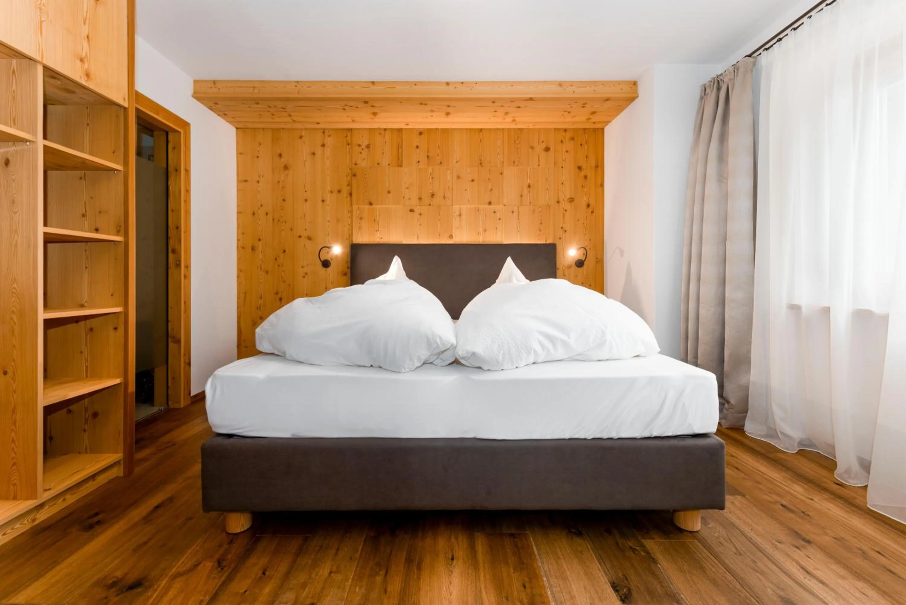 Bed in Garni Hotel Geier