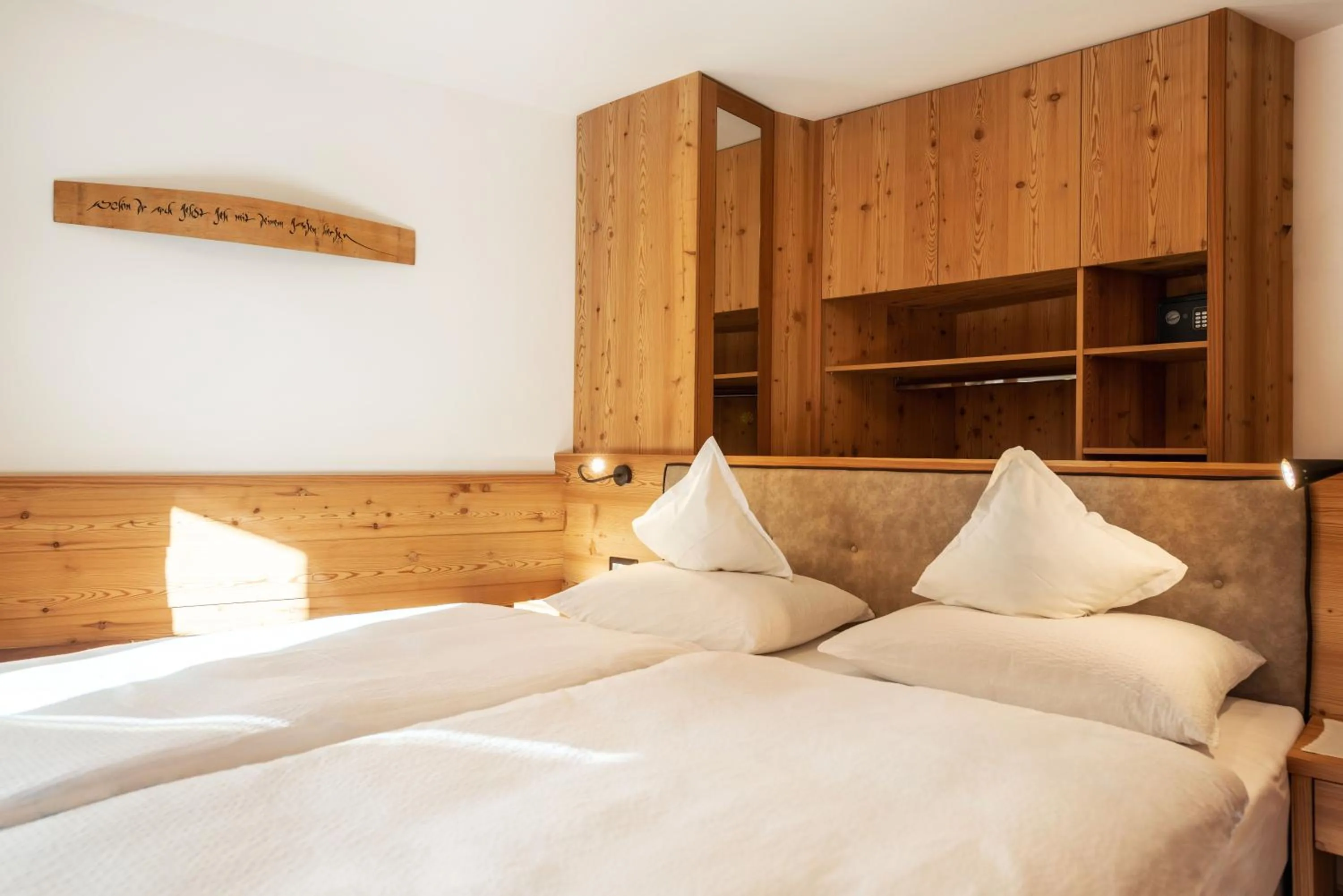 Bed in Garni Hotel Geier