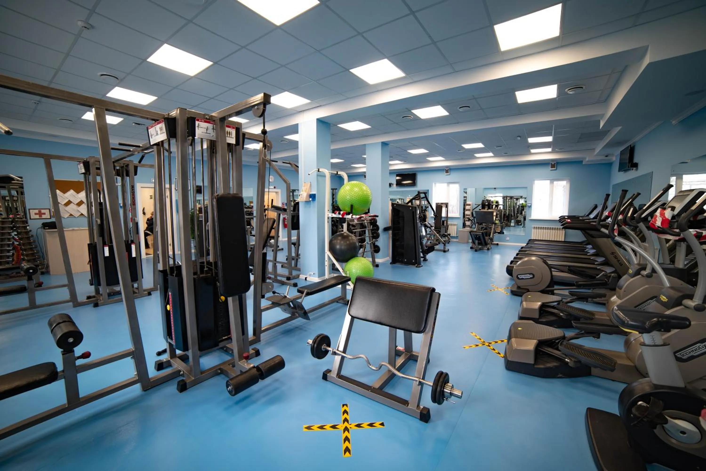 Fitness centre/facilities in Chagala Hotel Aksai
