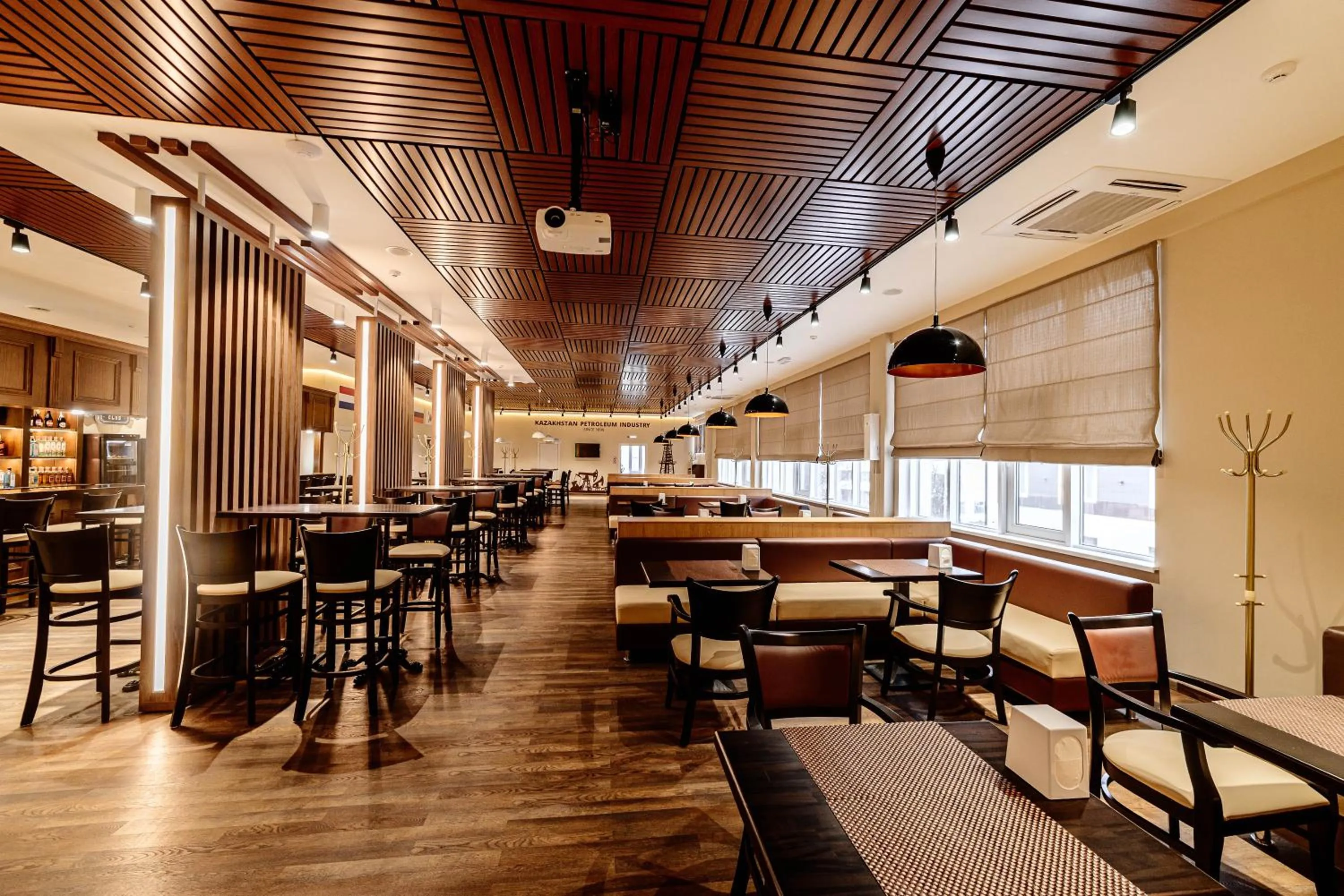 Lounge or bar in Chagala Hotel Aksai