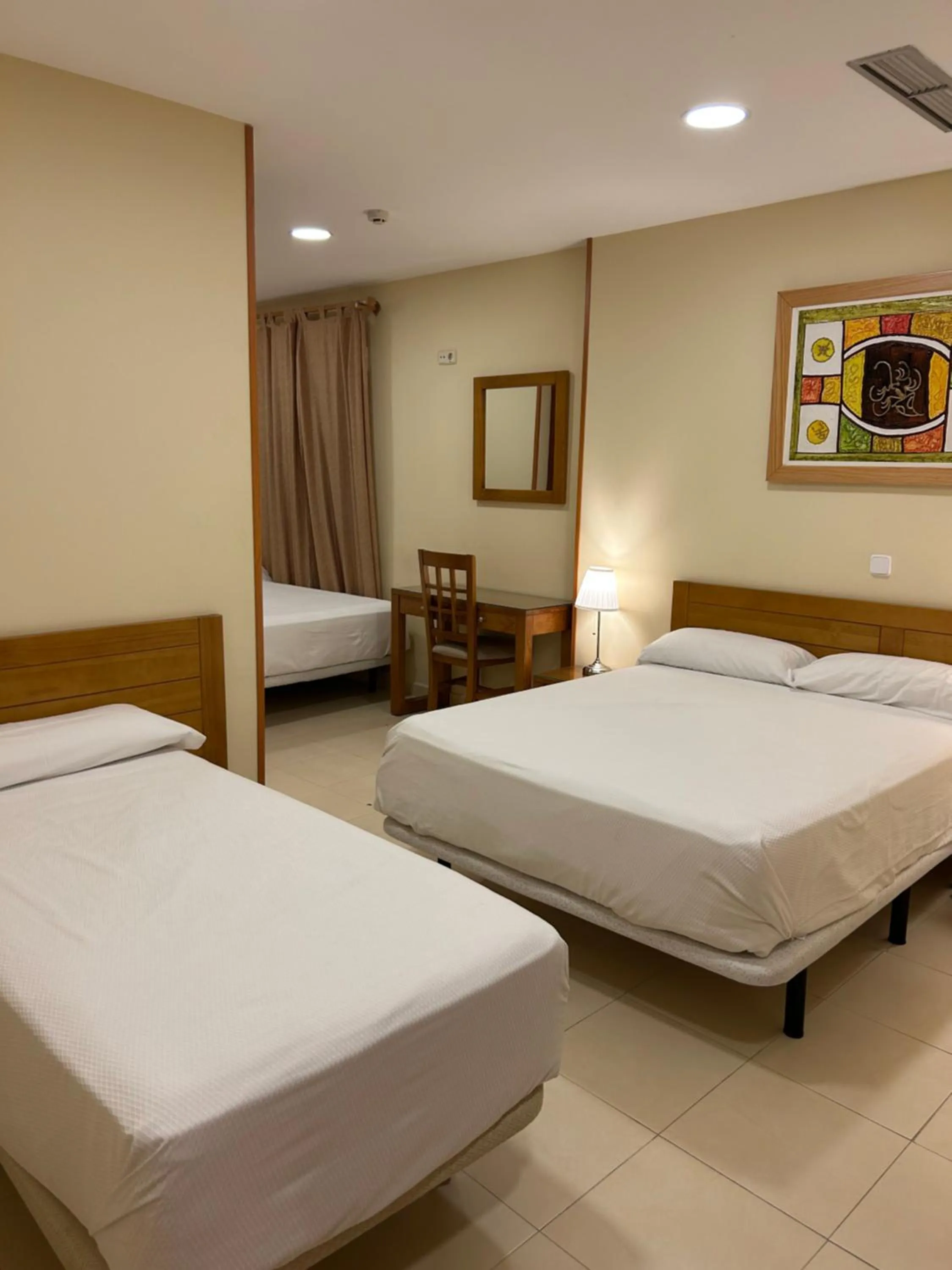 Bed in Hostal Aeropuerto