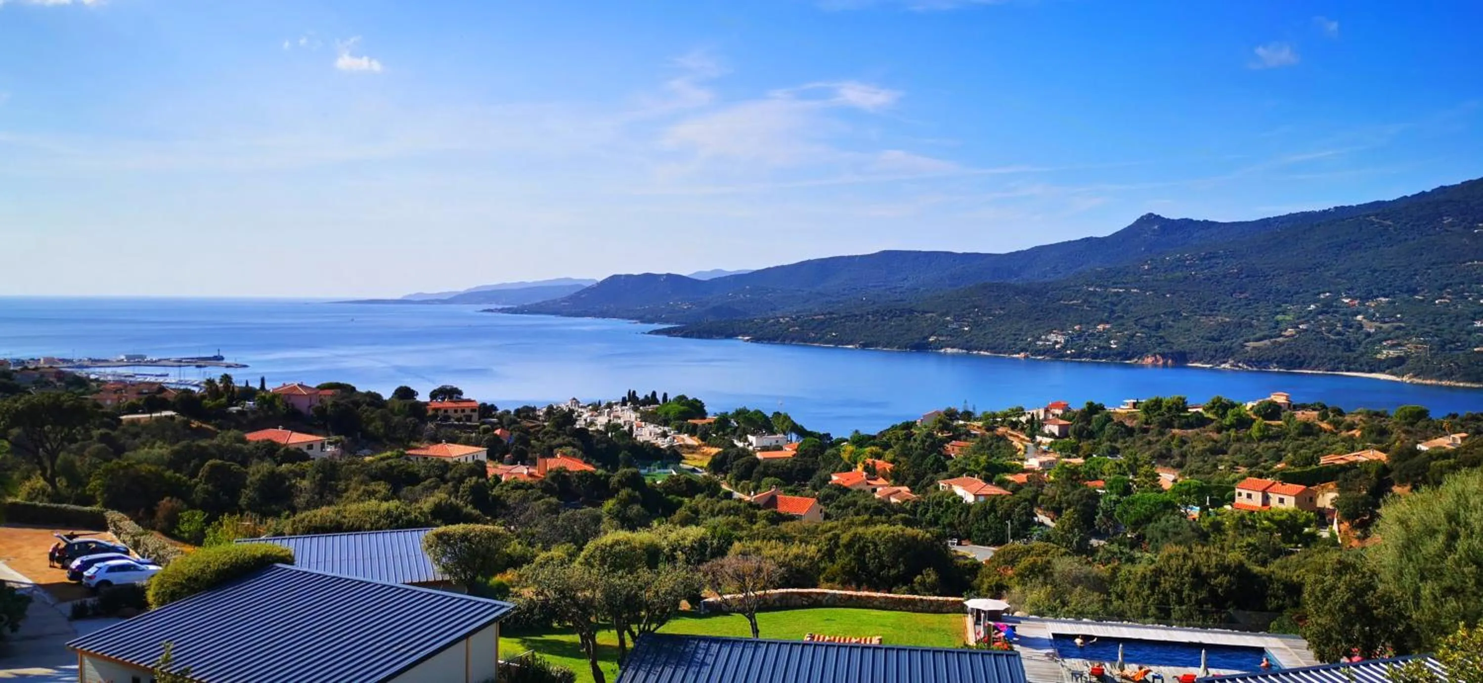Pool view in Résidence Aria Marina