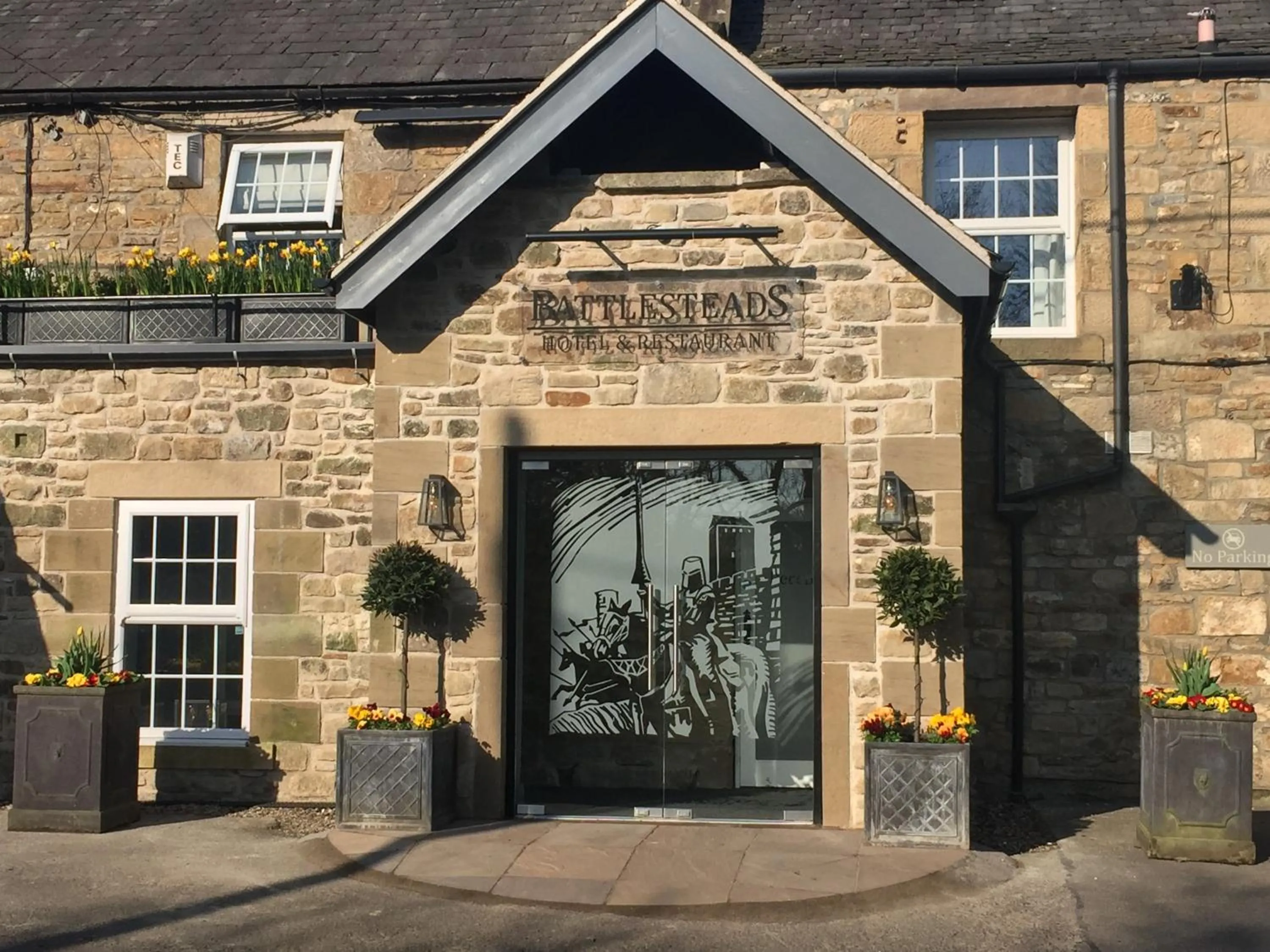 Facade/entrance in Battlesteads