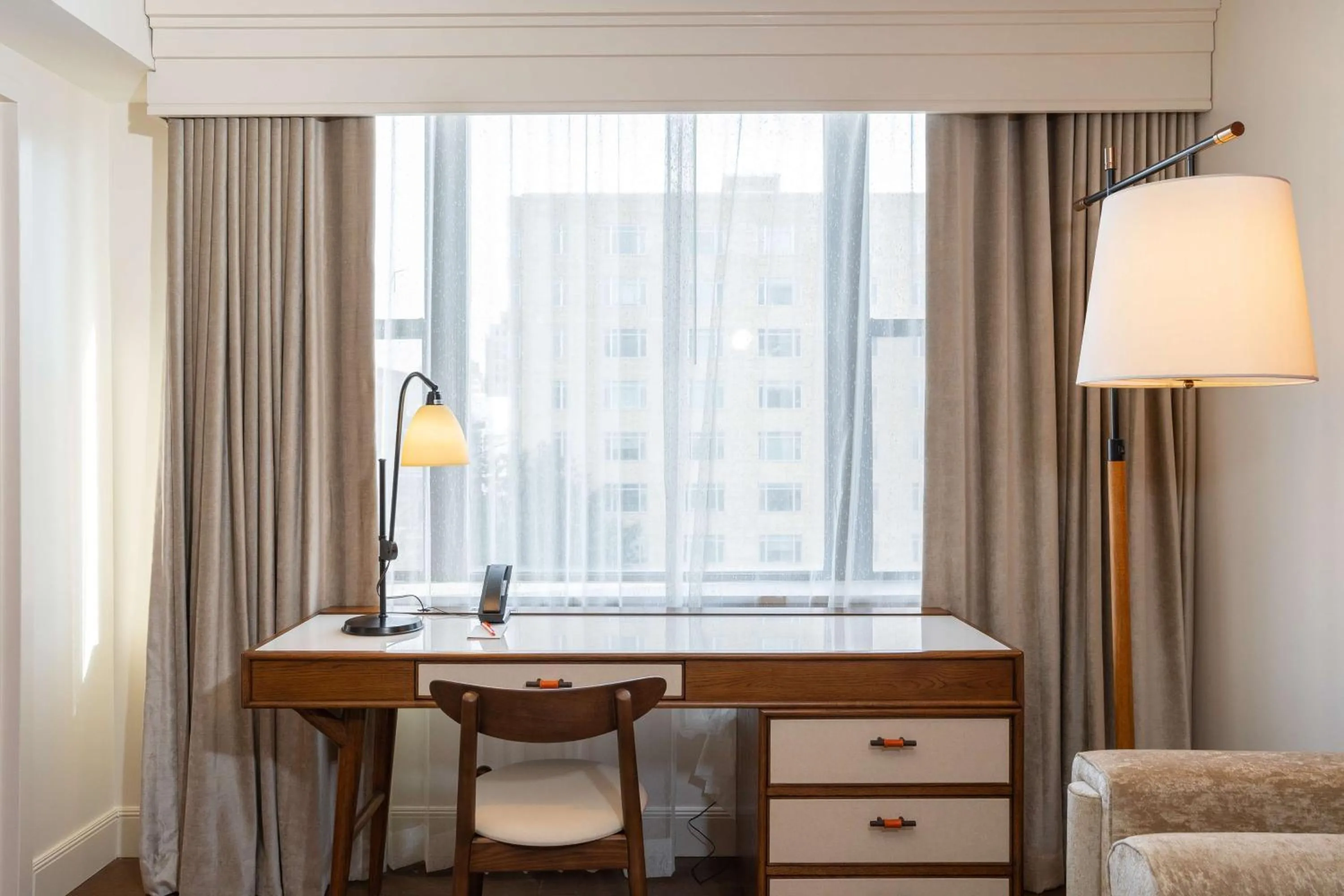 Bed in Canopy by Hilton Washington DC Embassy Row