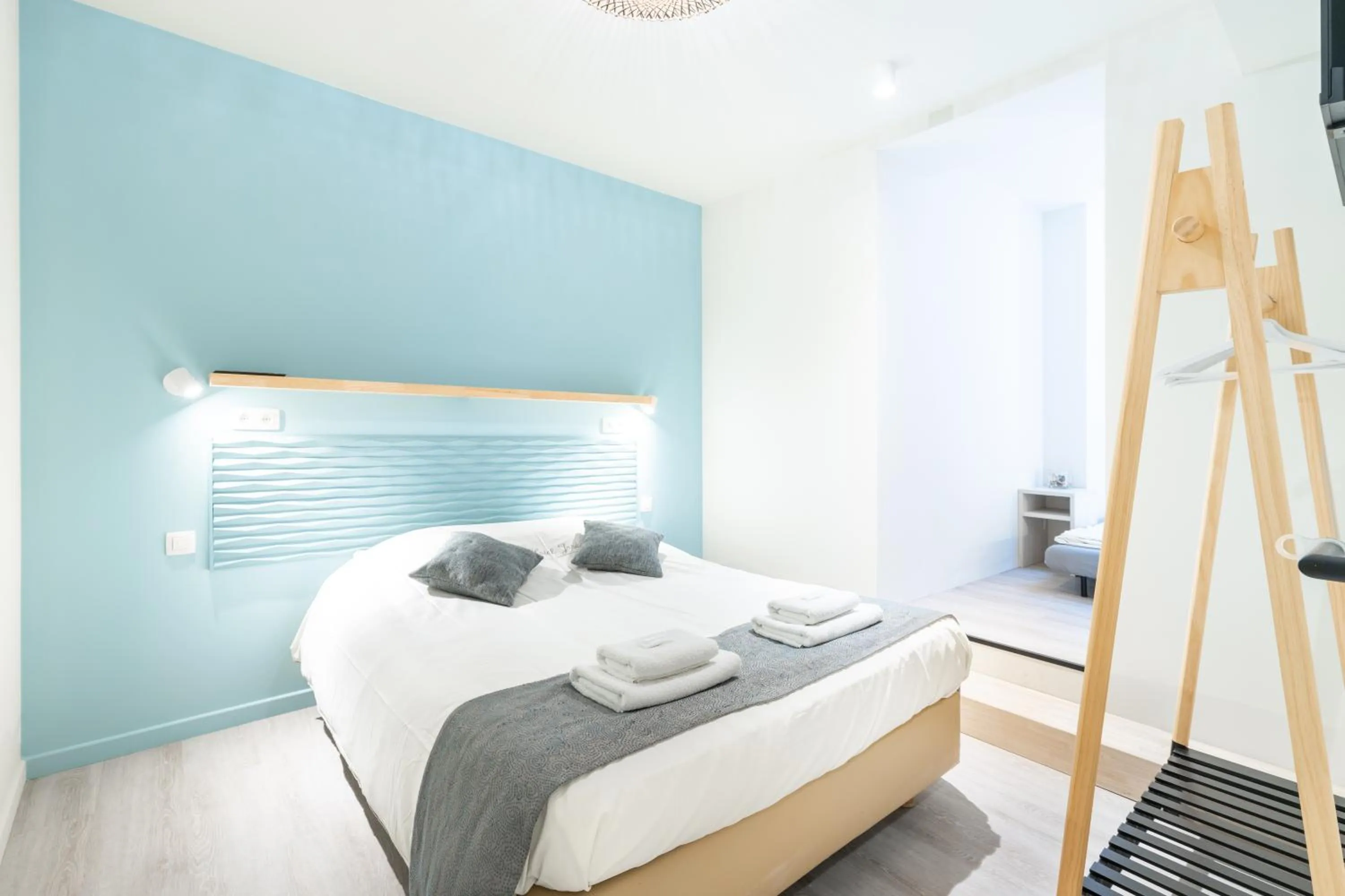 Photo of the whole room, Bed in Hotel José