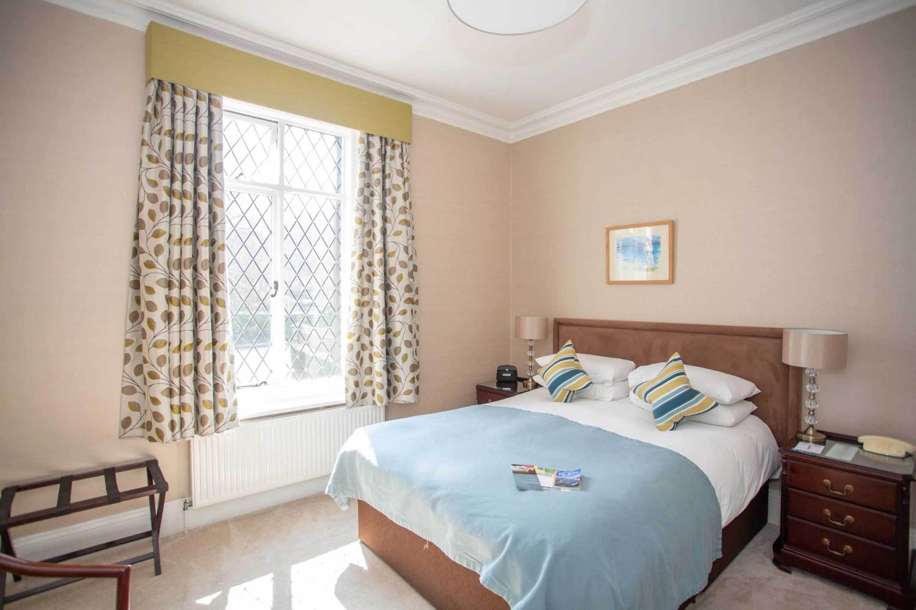 Bedroom, Bed in Sea Marge Hotel