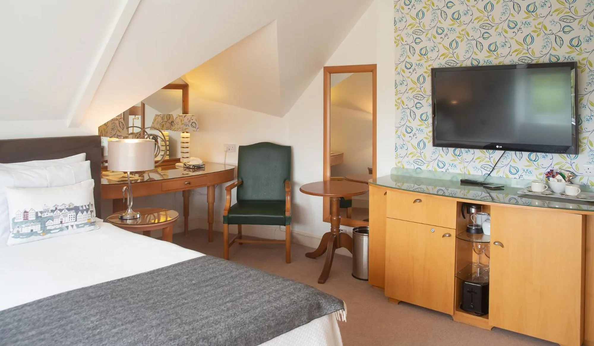 Bedroom, Bed in Higher Faugan Parc