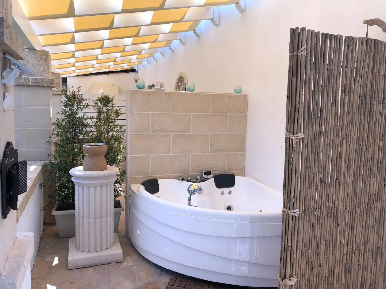 Hot Tub in Beach House Salento