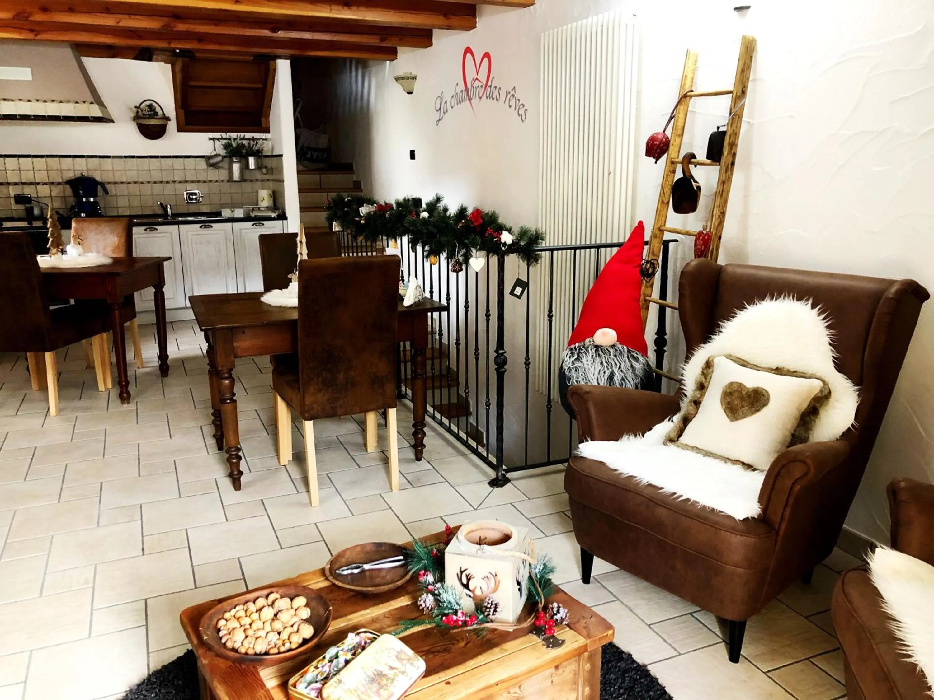 Seating area in La Chambre des Rêves