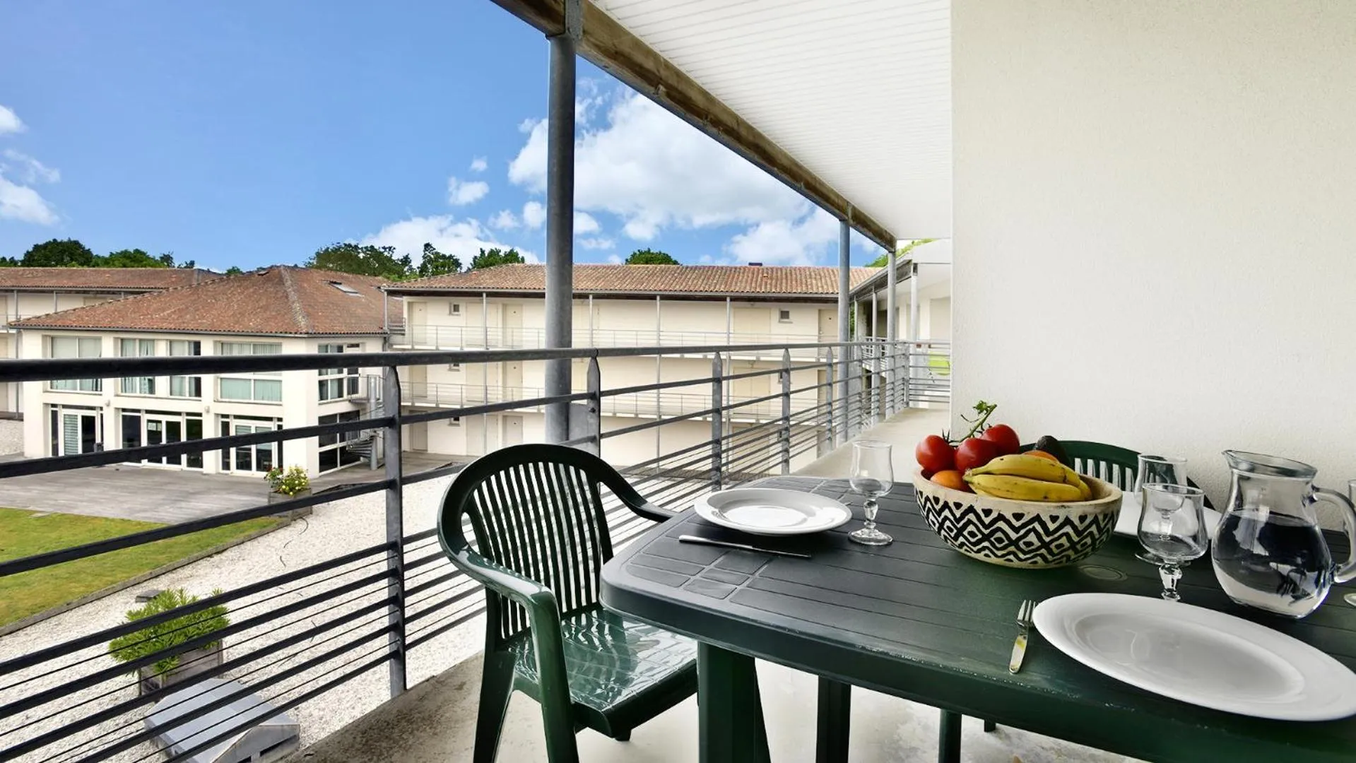 Balcony/Terrace in Vacancéole - Le Domaine du Château - La Rochelle / Île de Ré
