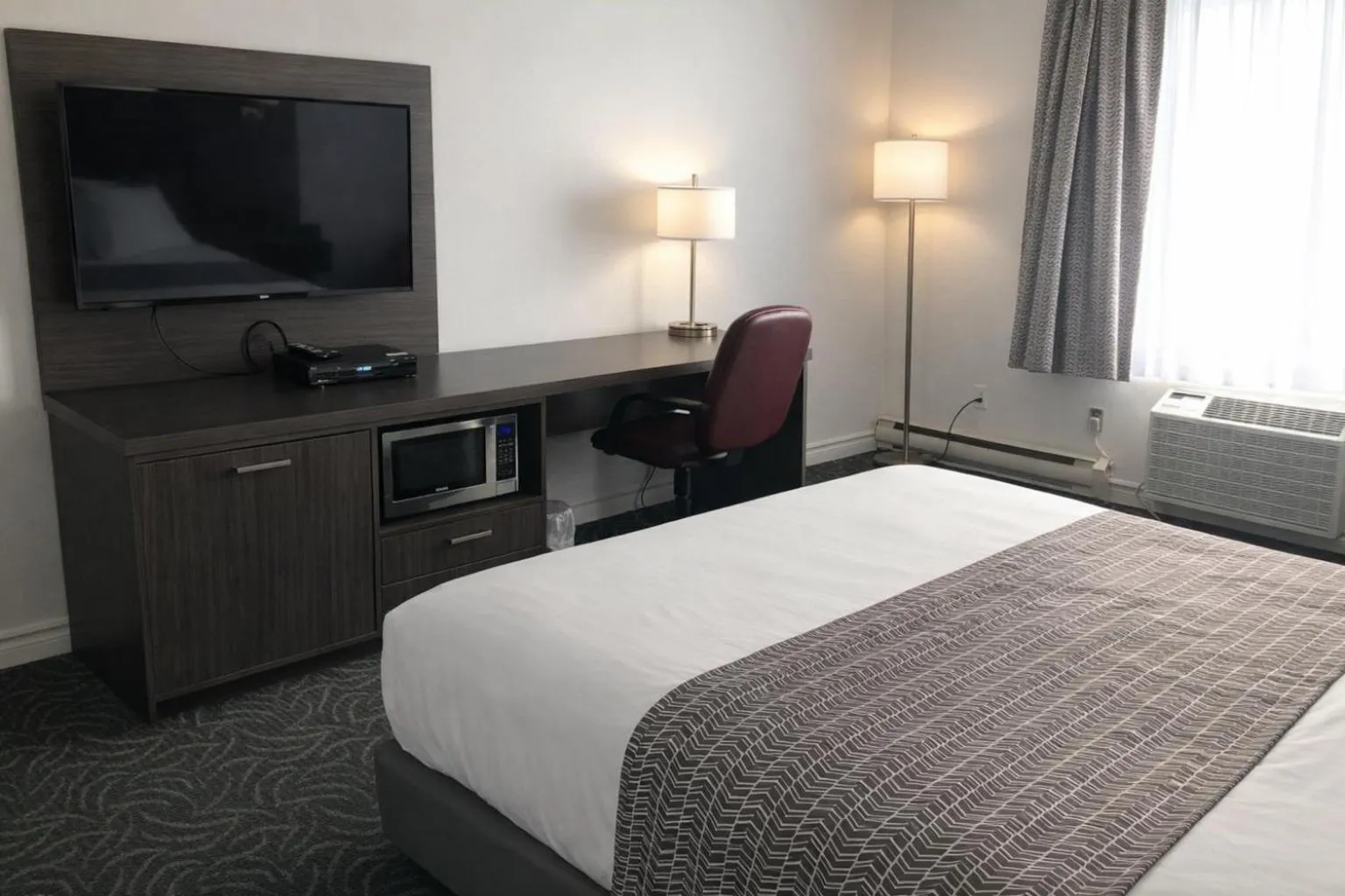 Bed in Travelodge by Wyndham Rigaud