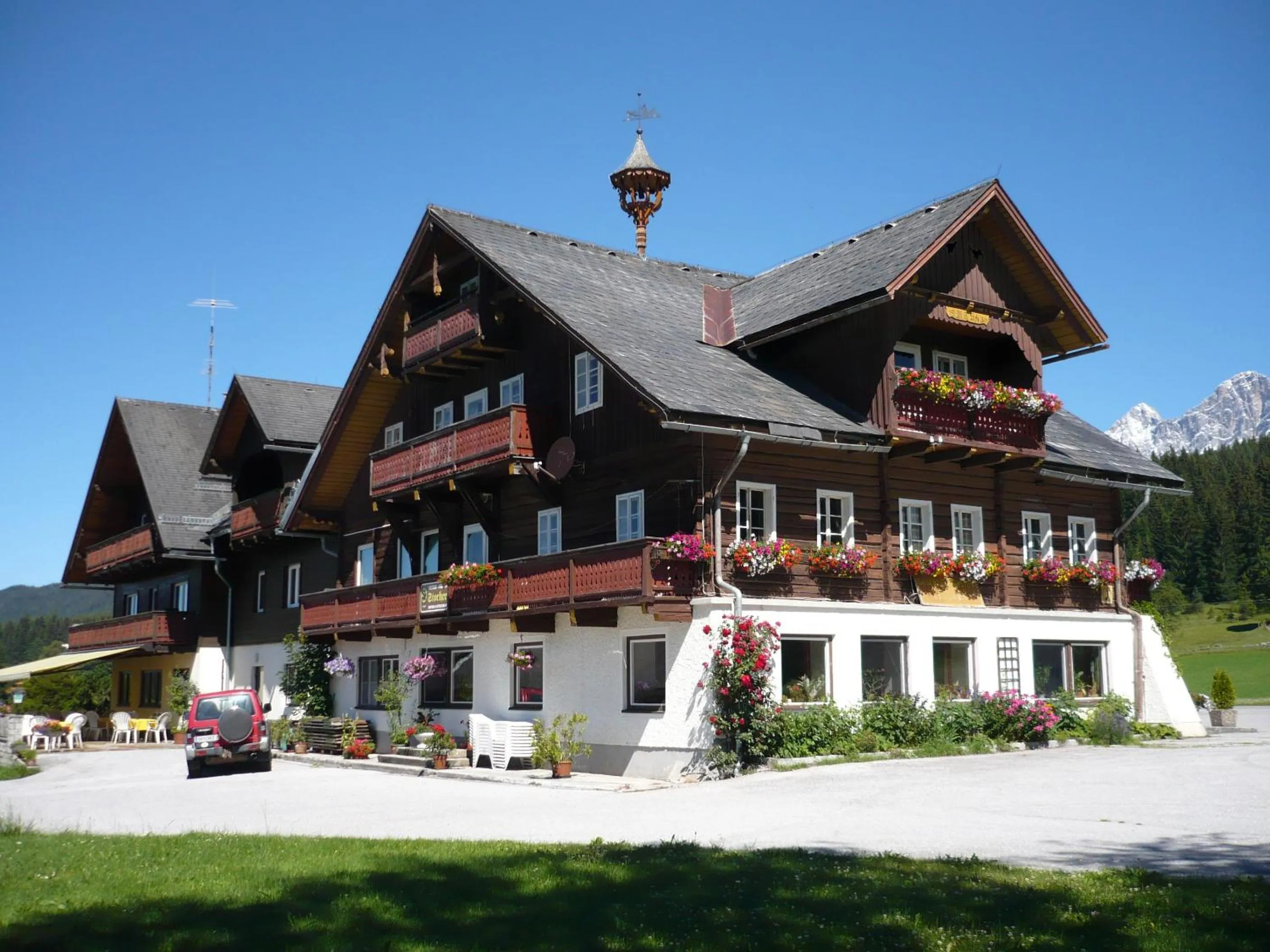 Facade/entrance in Hotel Stockerwirt