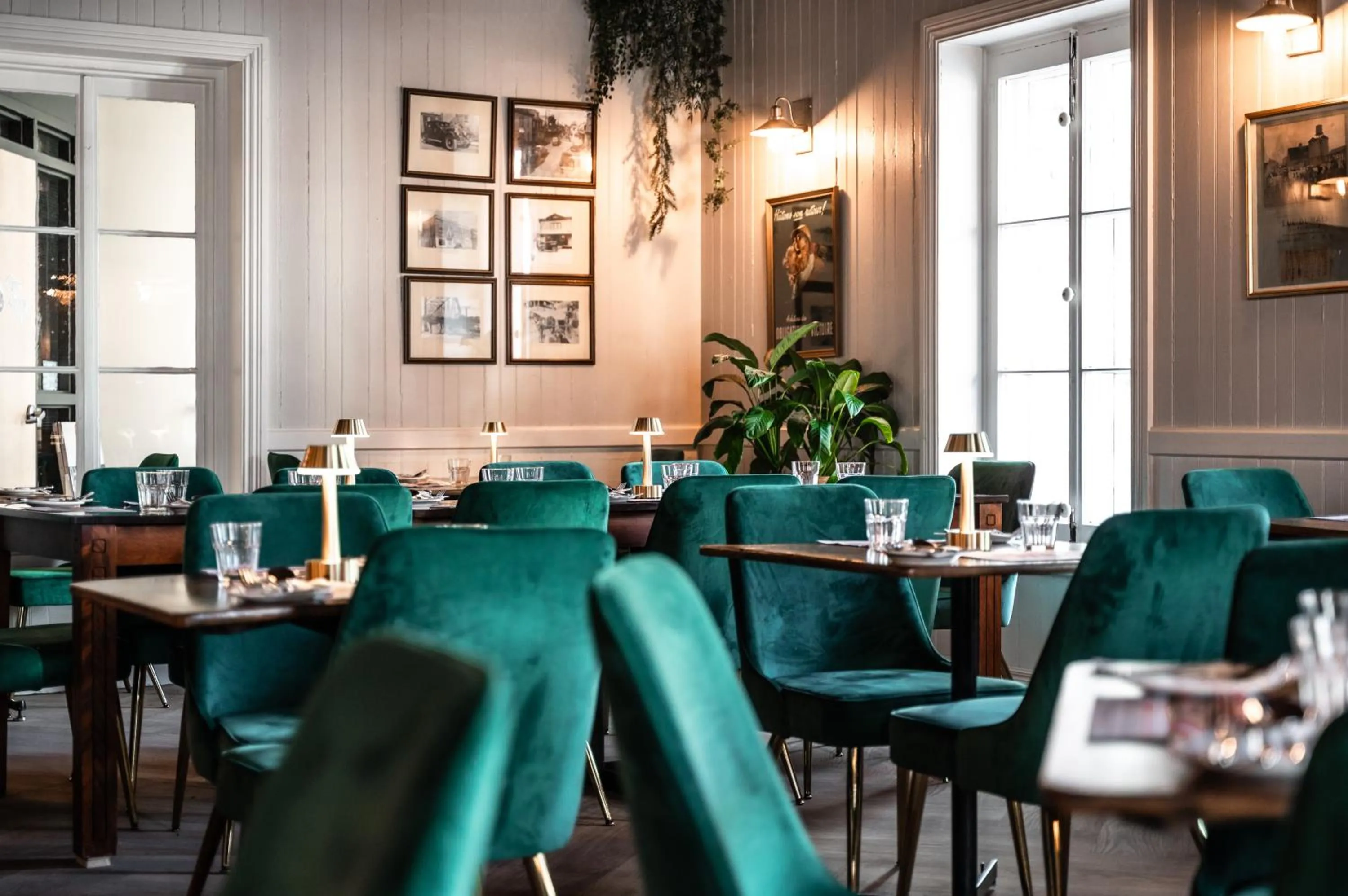 Restaurant/places to eat in Auberge de la Vieille Maison