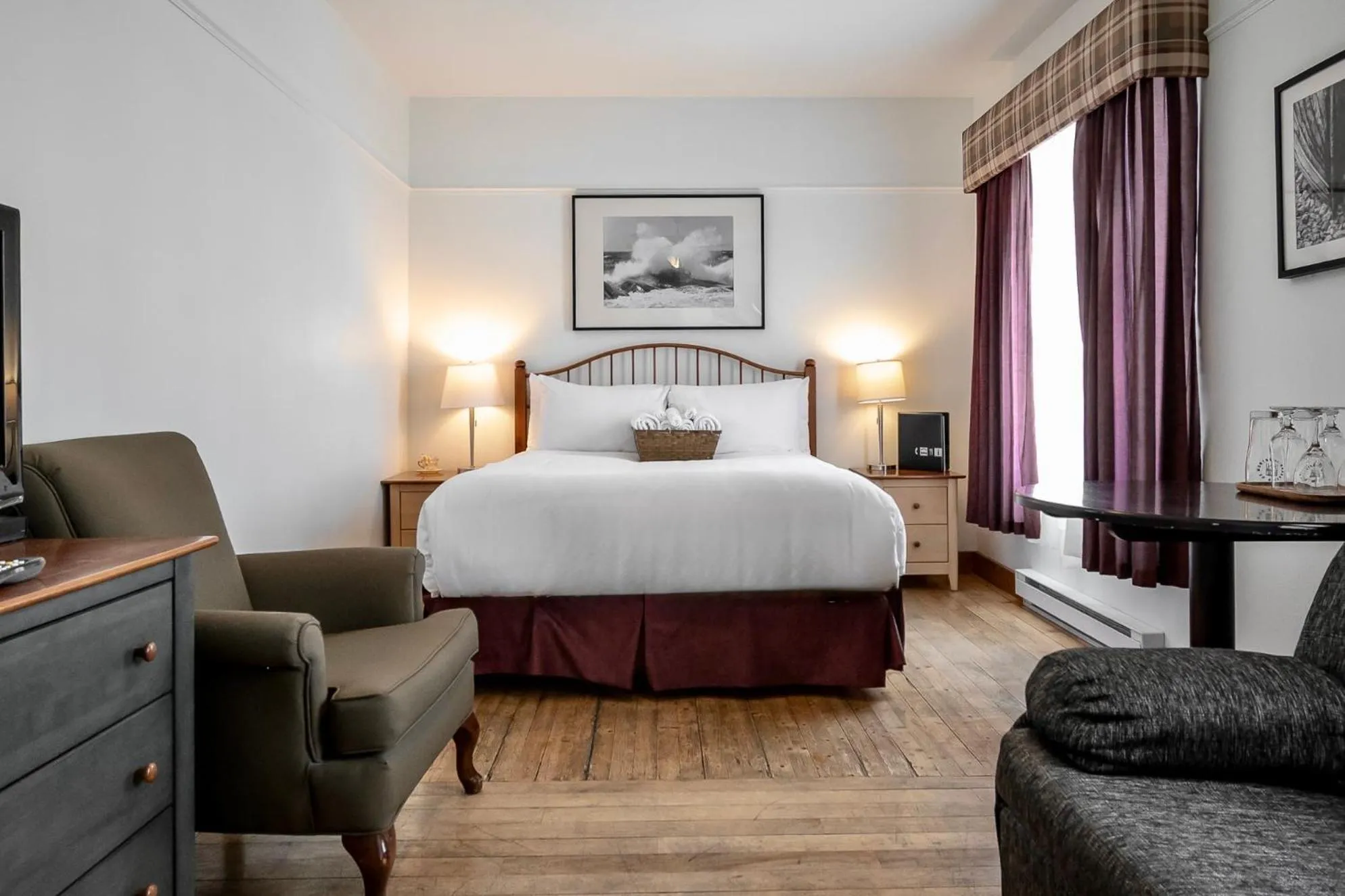 Bed in Auberge de la Vieille Maison