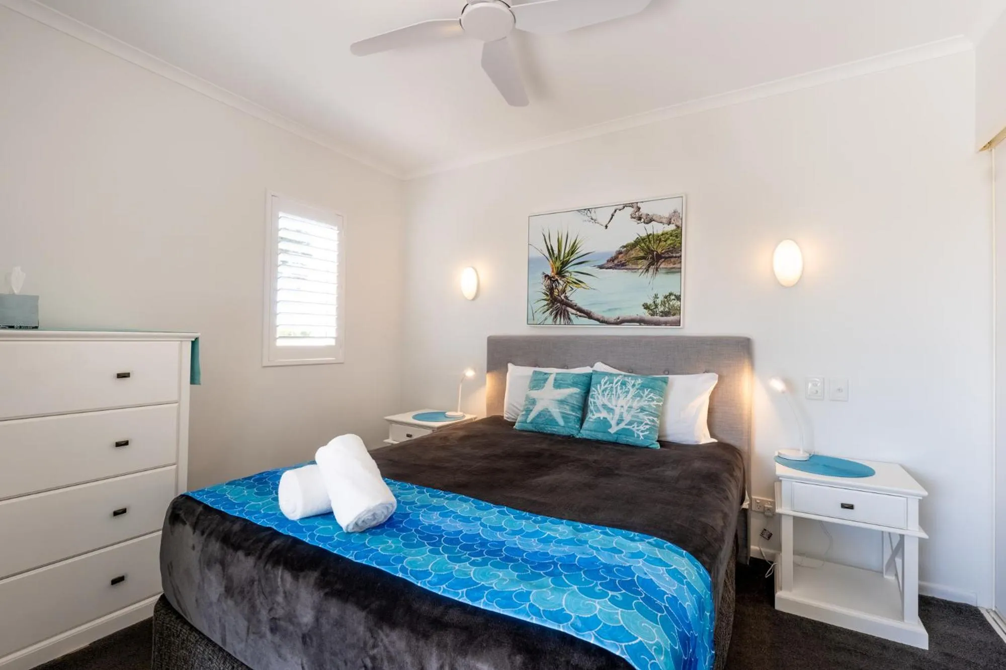 Bed in Noosa River Sandy Shores