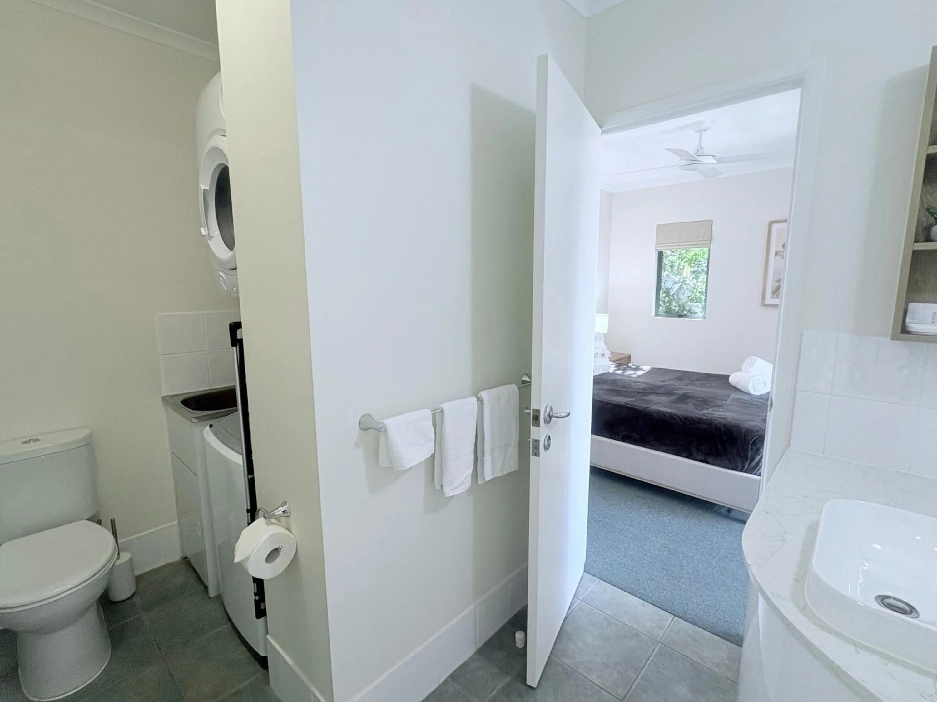 Toilet in Noosa River Sandy Shores