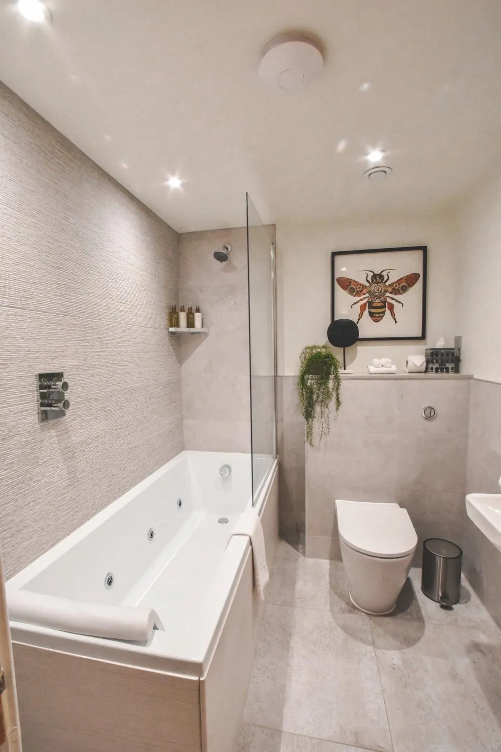 Bathroom in The Rutland Hotel & Apartments