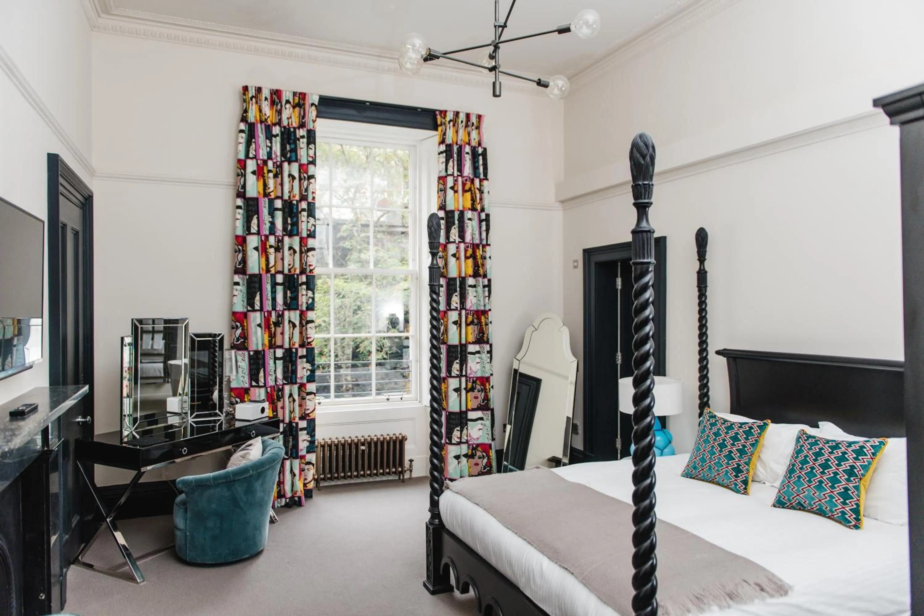 Bed in The Rutland Hotel & Apartments