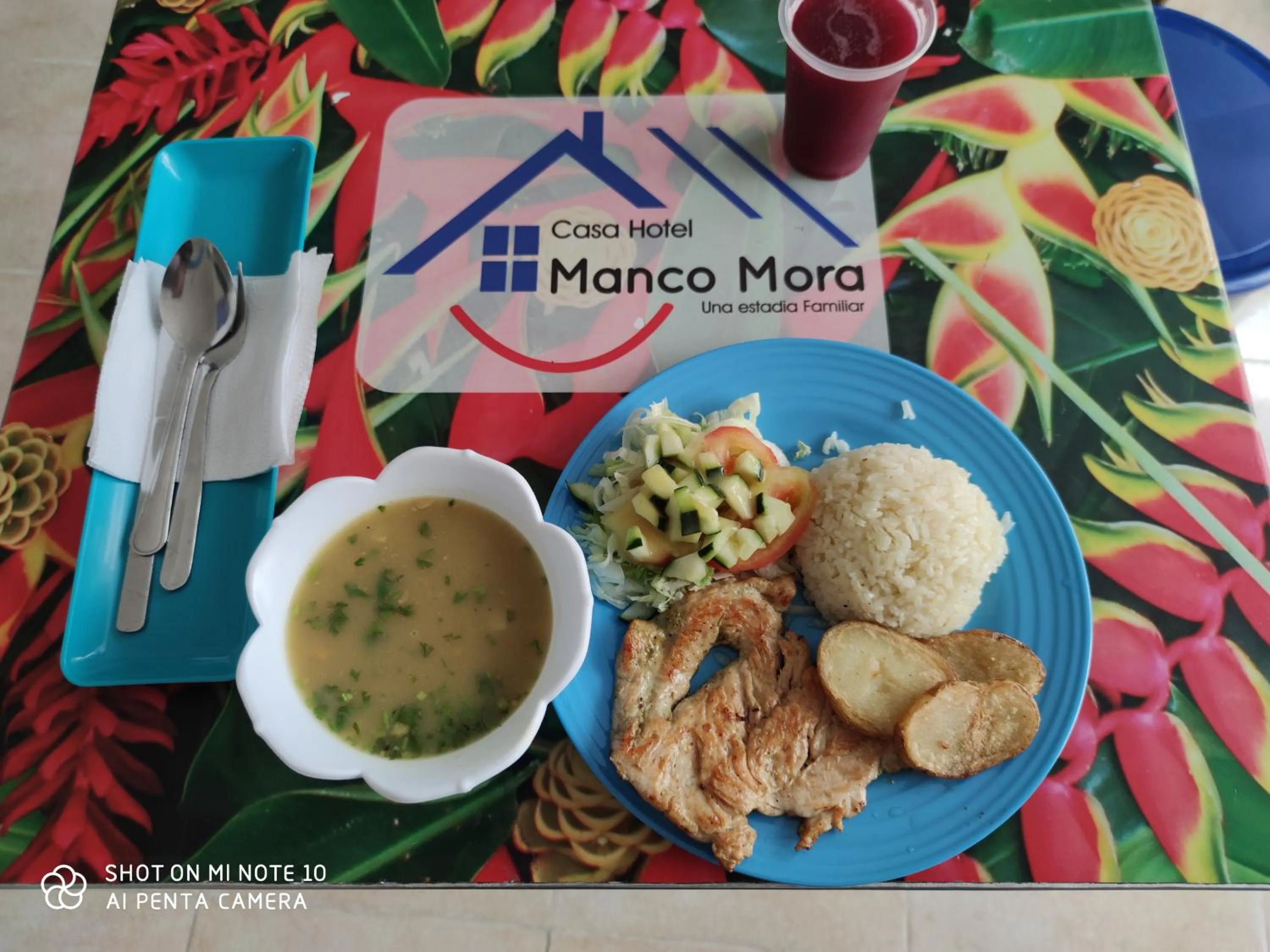 Lunch in Casa Hotel Manco Mora