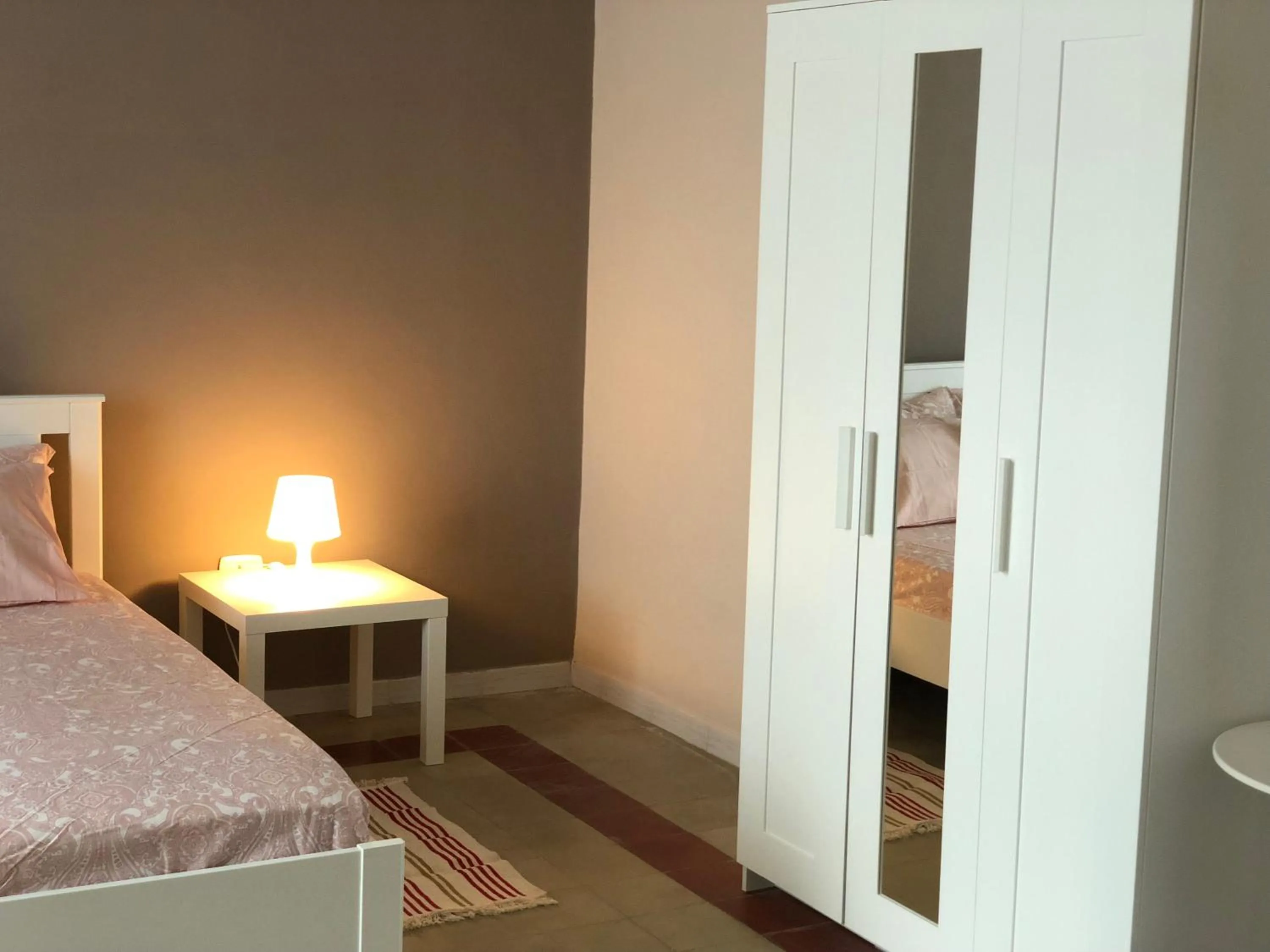 Bedroom, Bed in Decri resort