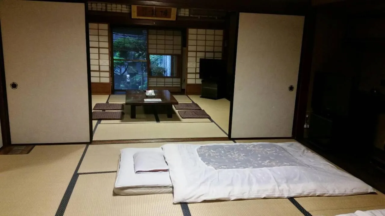 Bed in Tobaya Ryokan