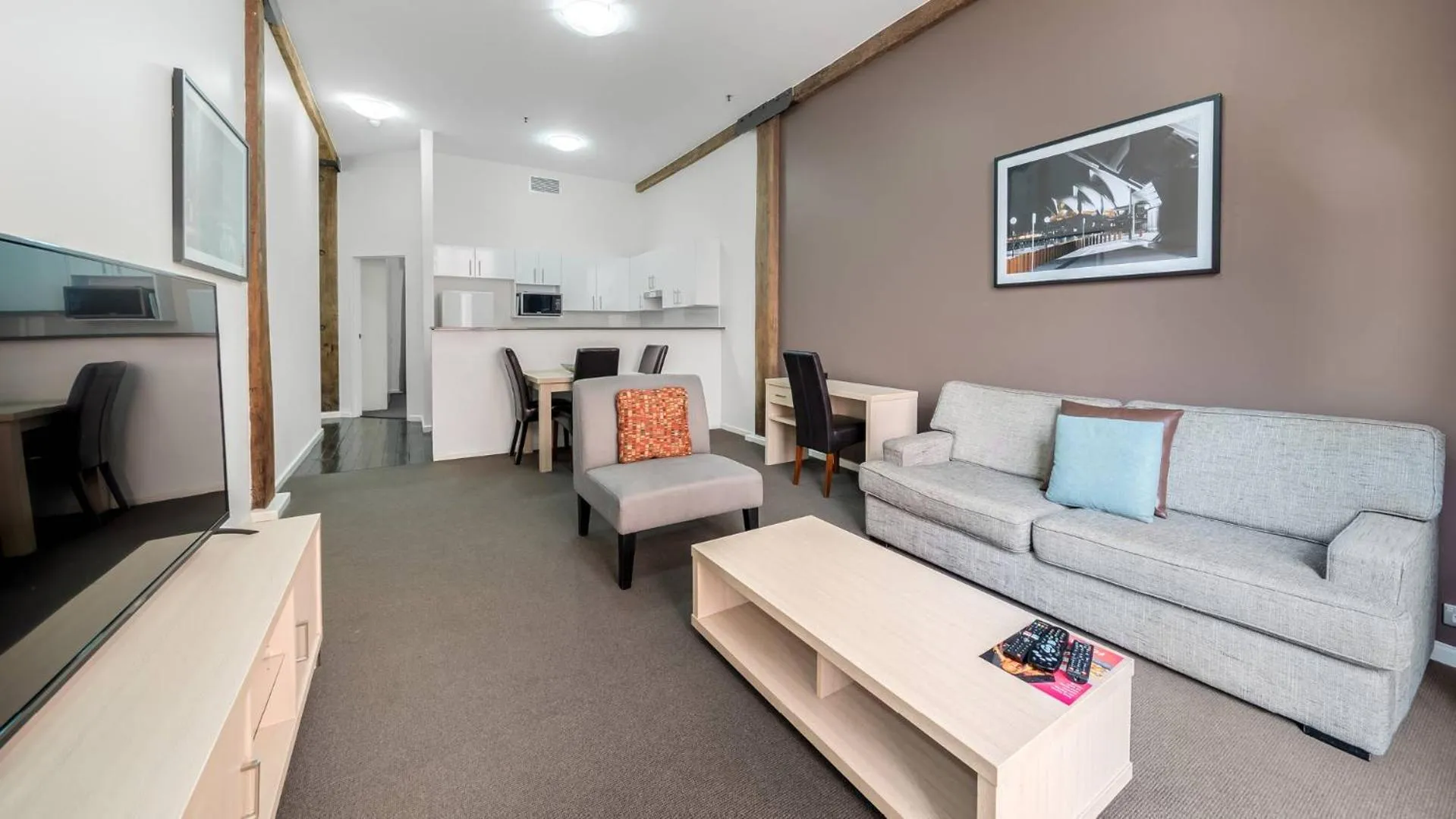 Living room in Oaks Sydney Goldsbrough Suites