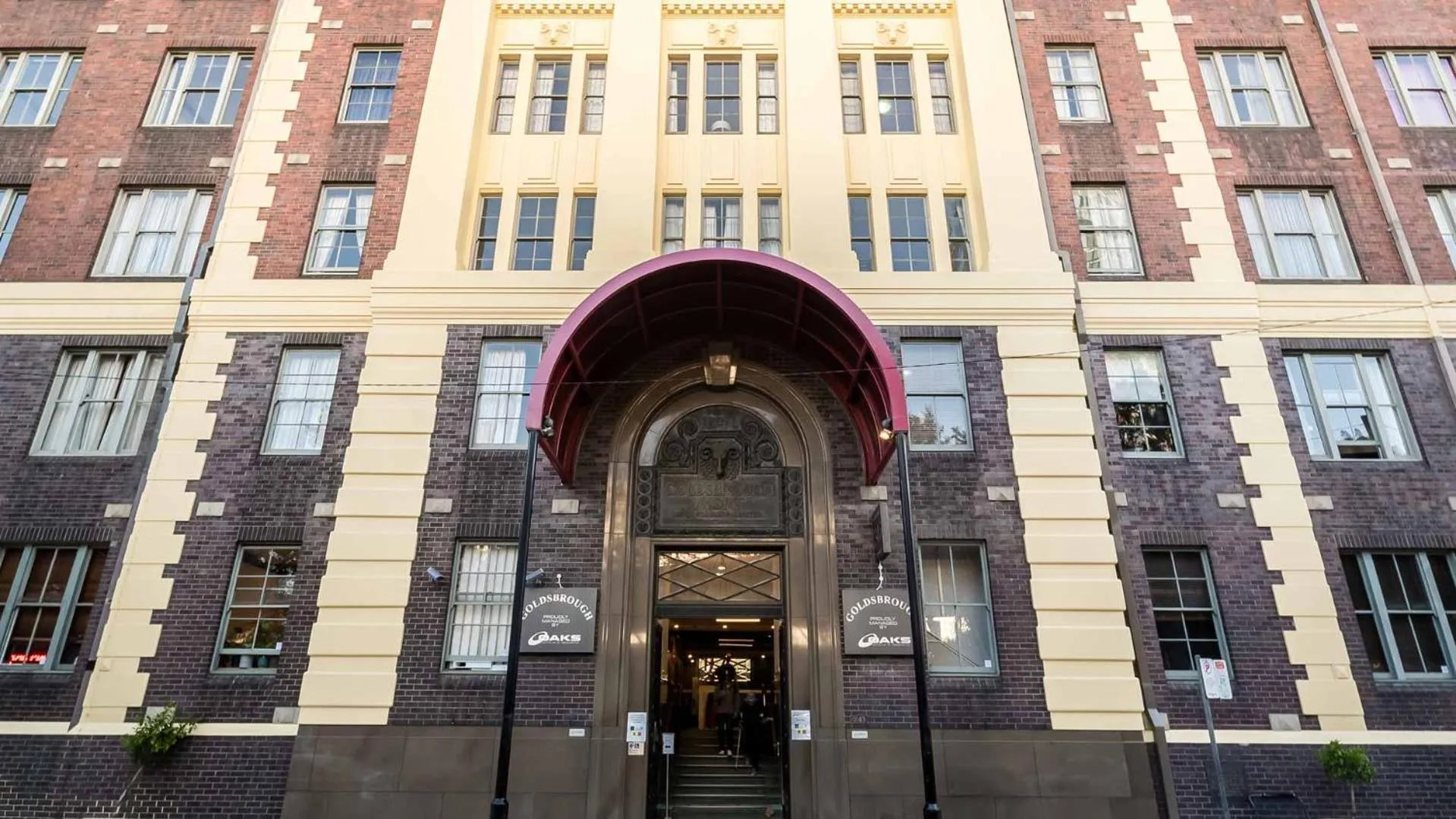 Facade/entrance in Oaks Sydney Goldsbrough Suites