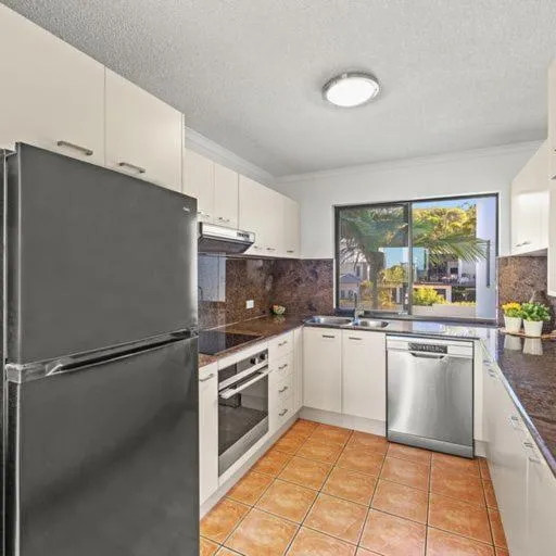 kitchen in The Mirage Resort Alexandra Headland