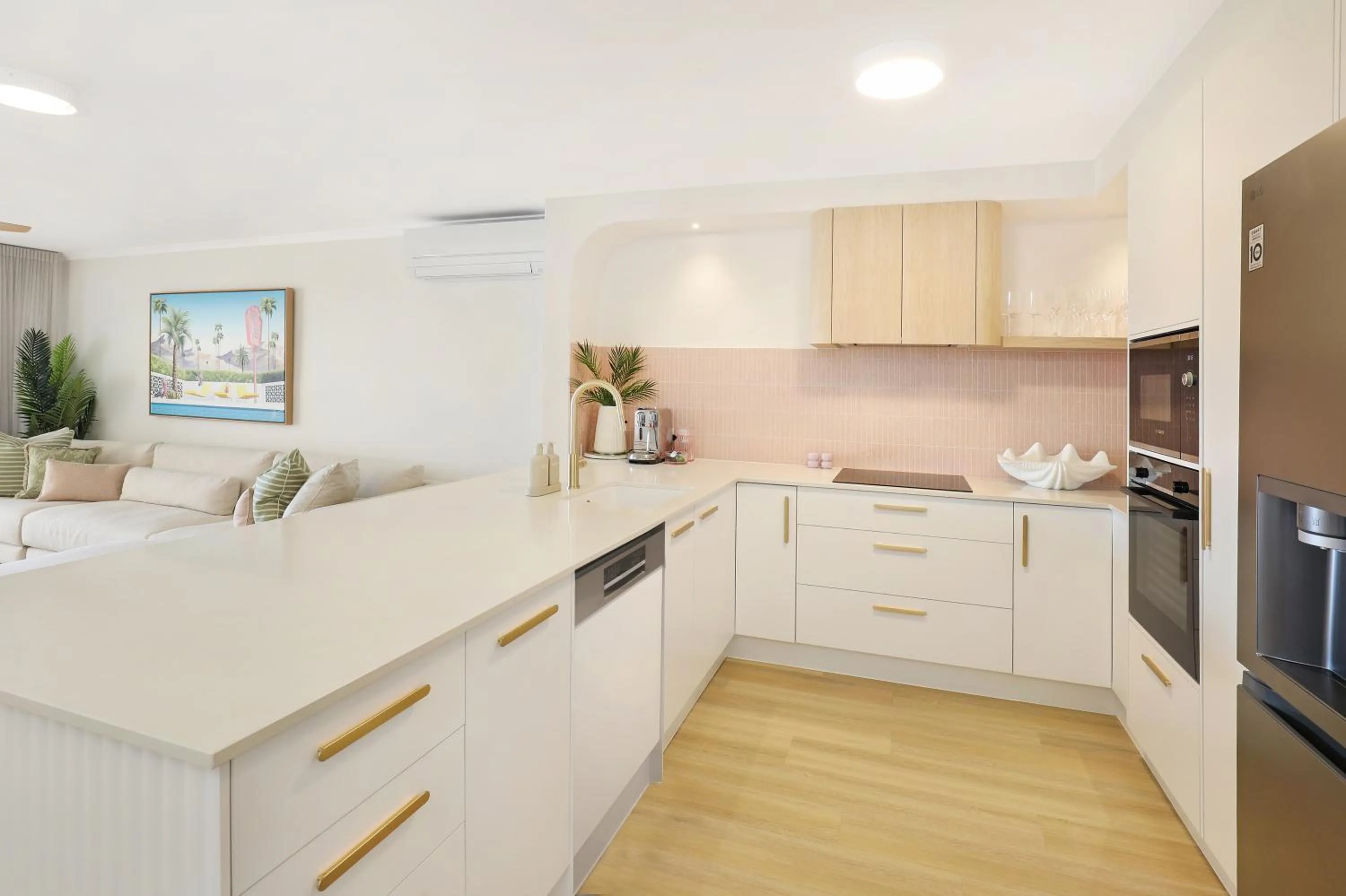 The Mirage Resort Alexandra Headland