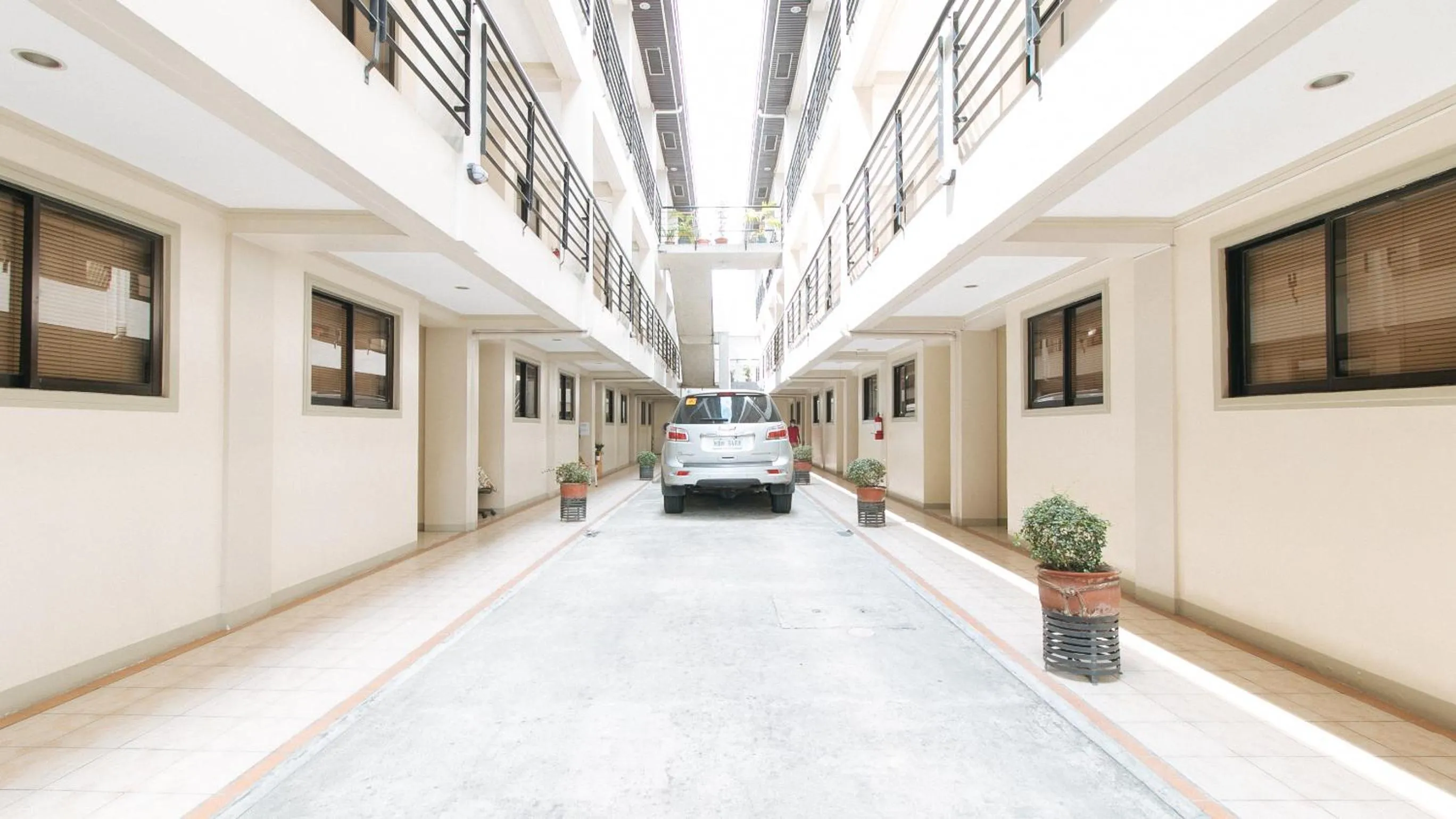 Property building in RedDoorz near Pasay Taft