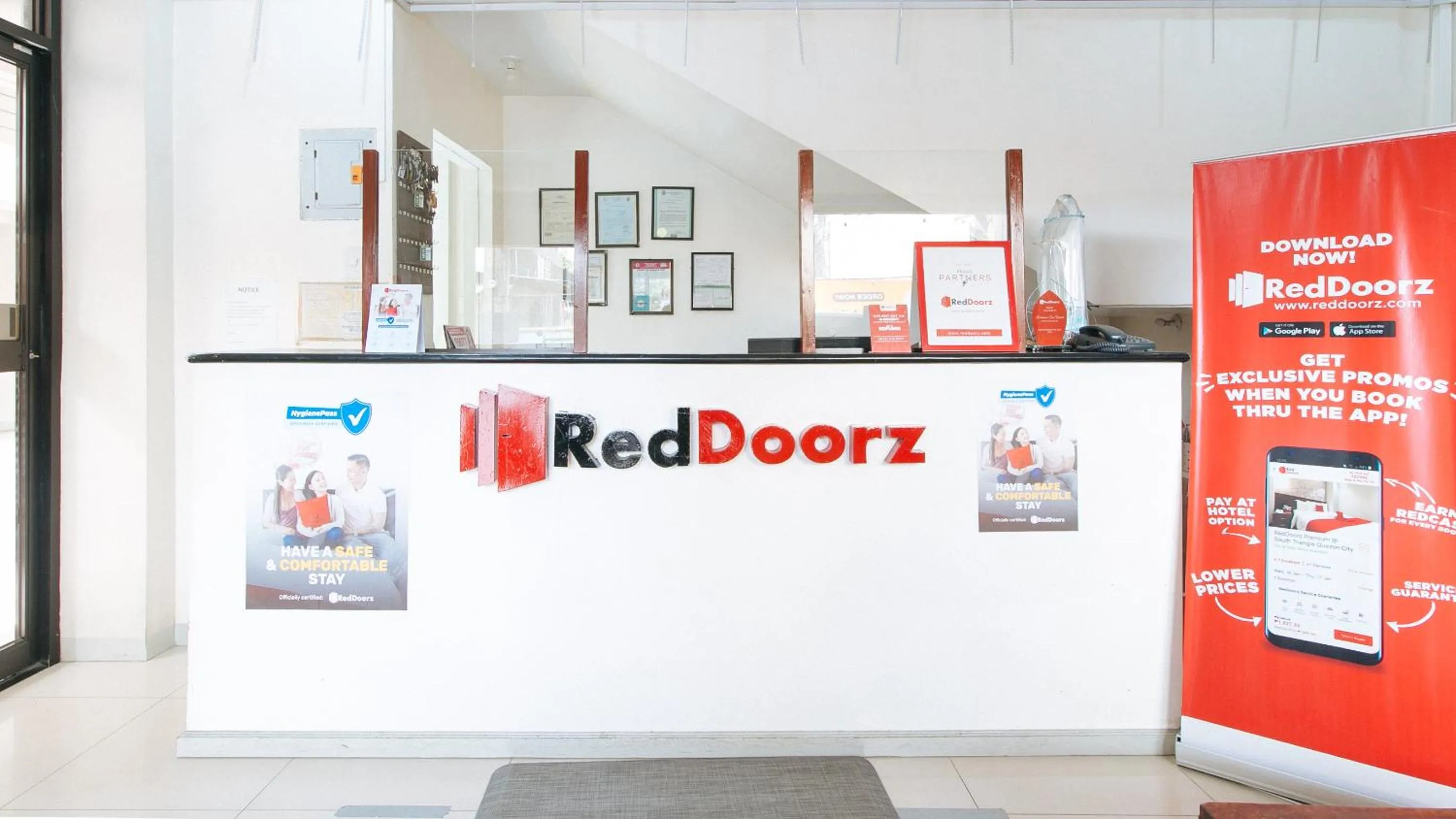 Lobby or reception in RedDoorz near Pasay Taft