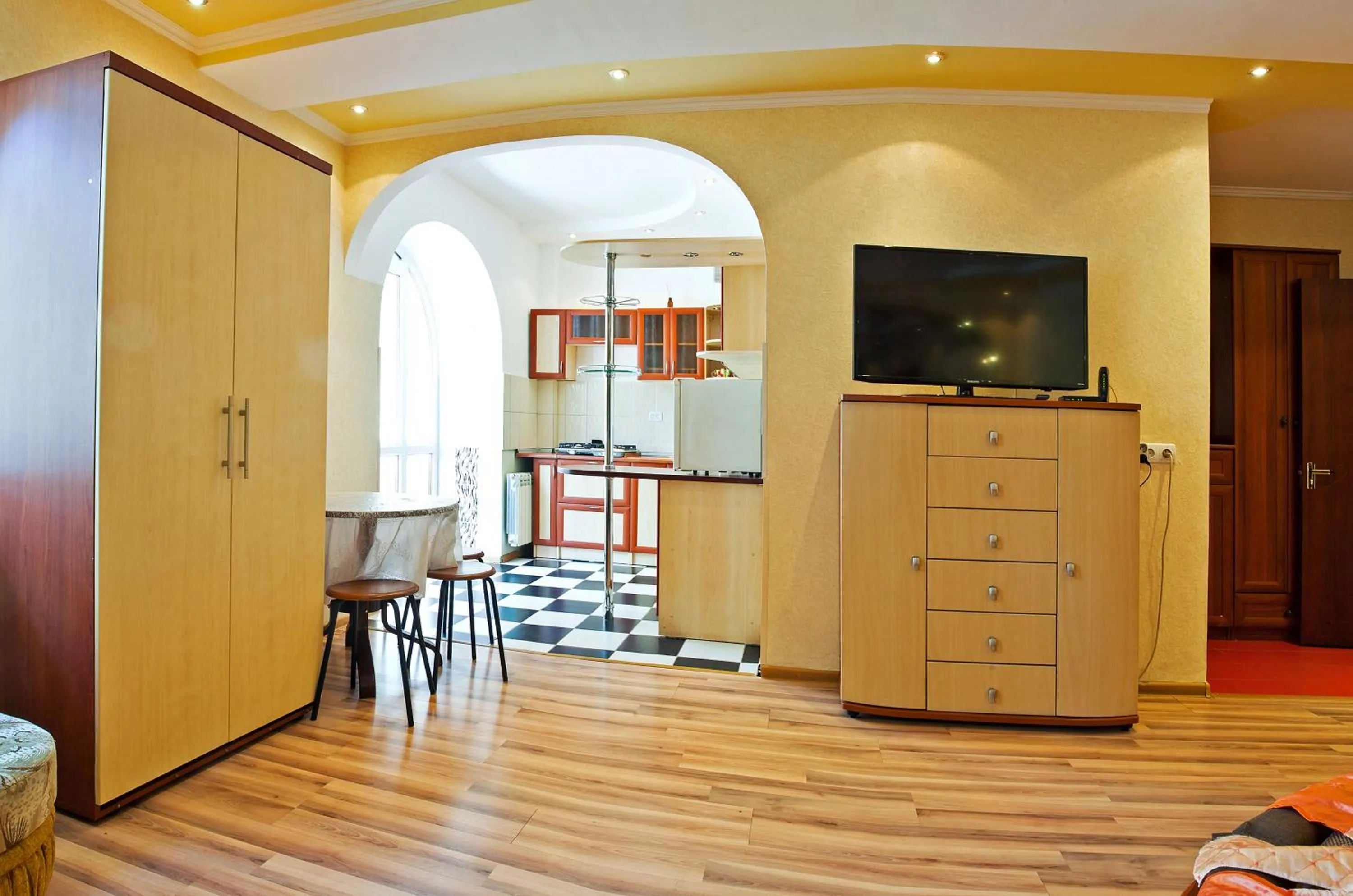 TV and multimedia in Lessor Apartments